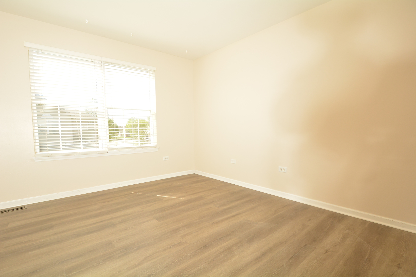 1604 Windward Court