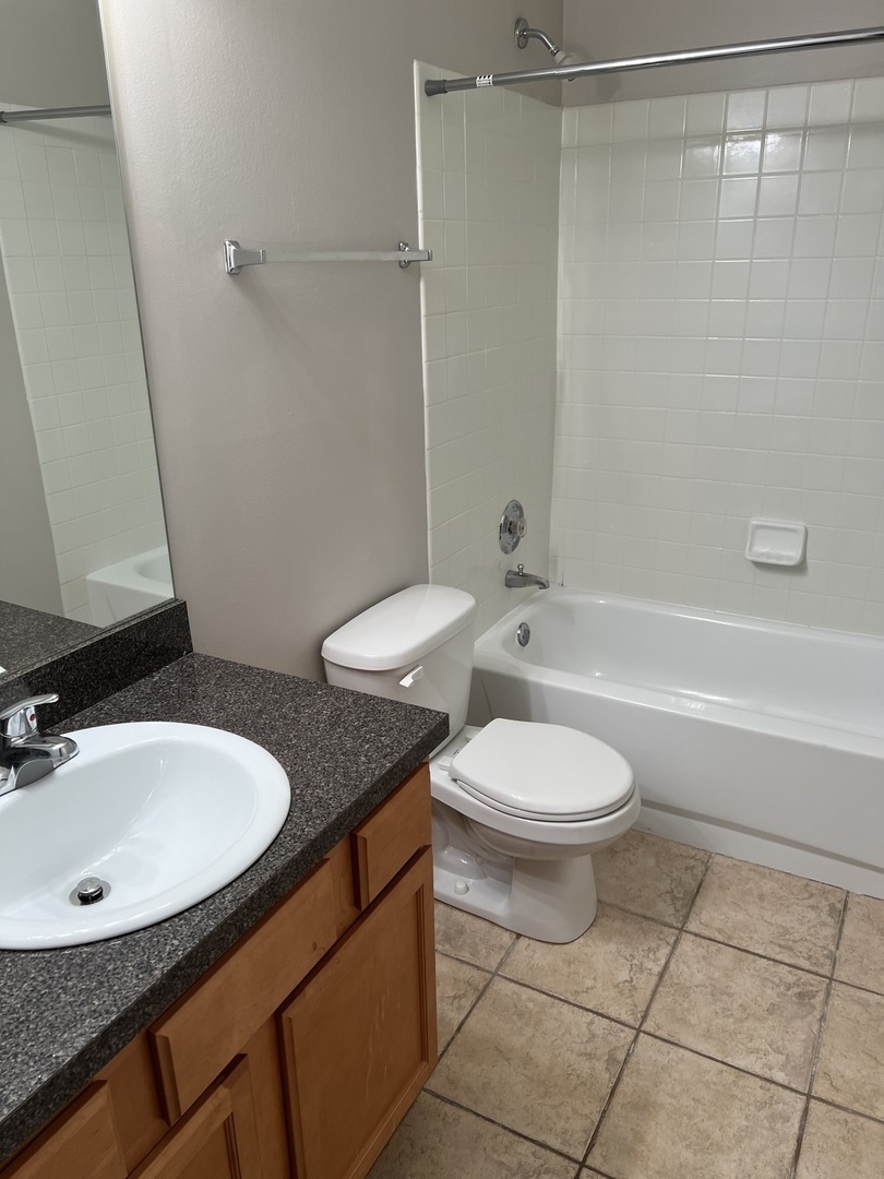5904 Forest View Road Unit: 3F
