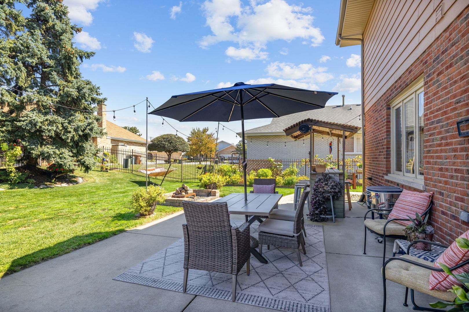 8500 Brookside Glen Drive