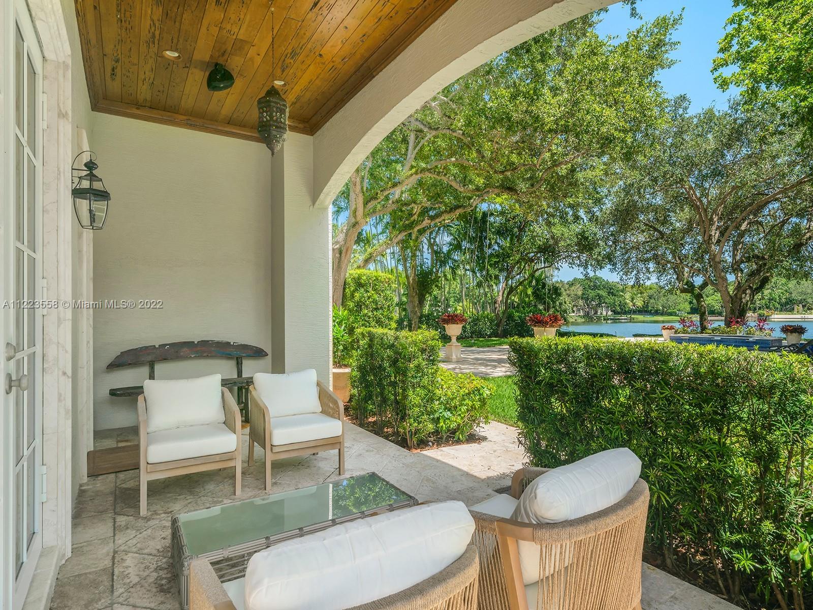 5300 SW 88th St