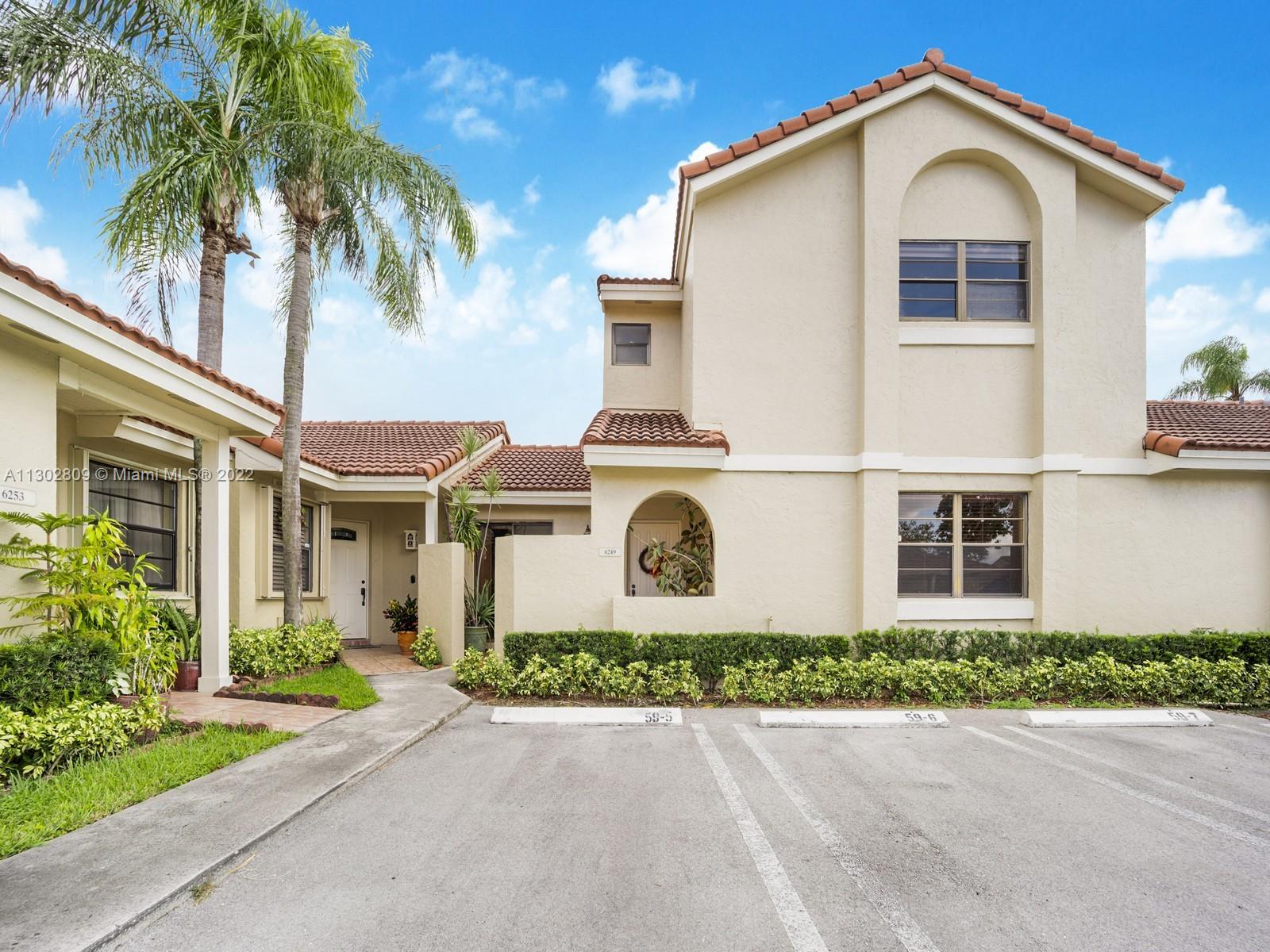6249 NW 170th Ter