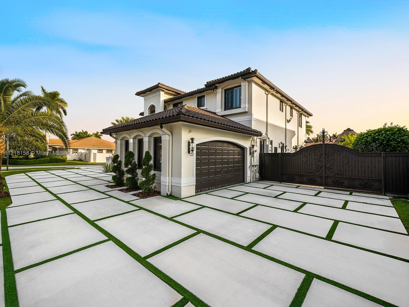 12500 SW 75th St