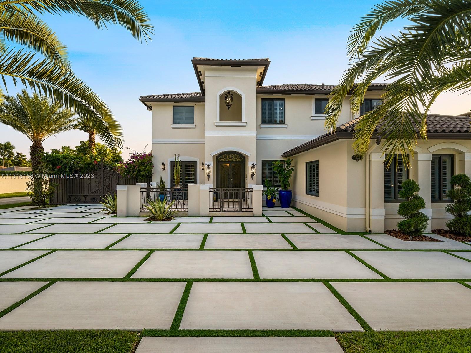 12500 SW 75th St
