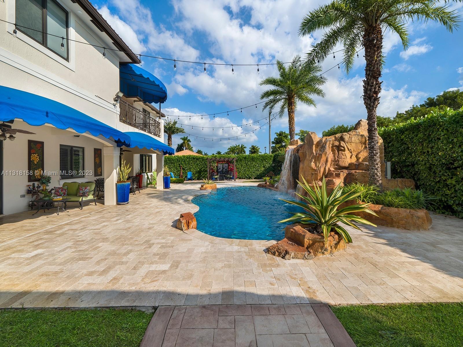 12500 SW 75th St