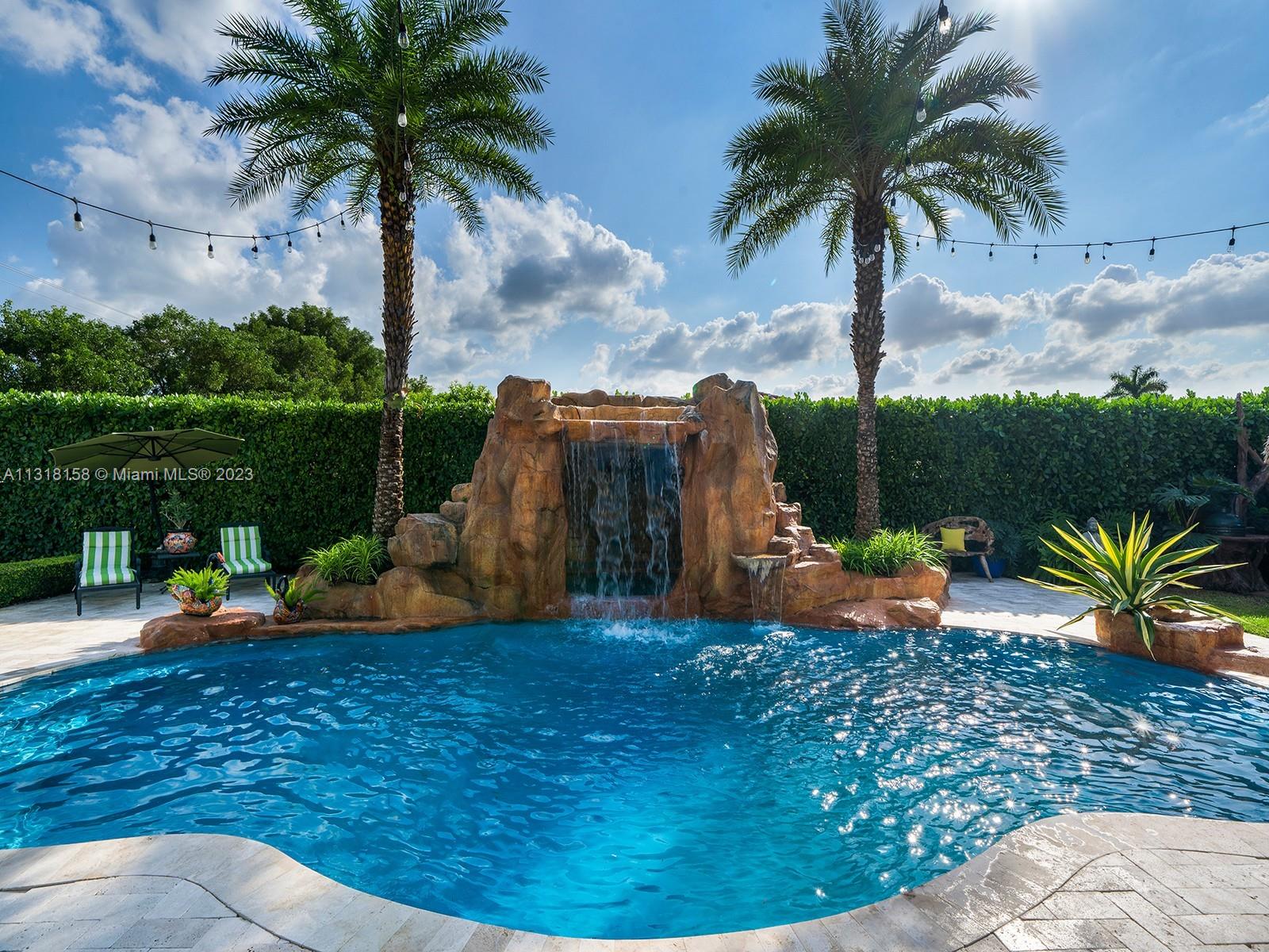 12500 SW 75th St
