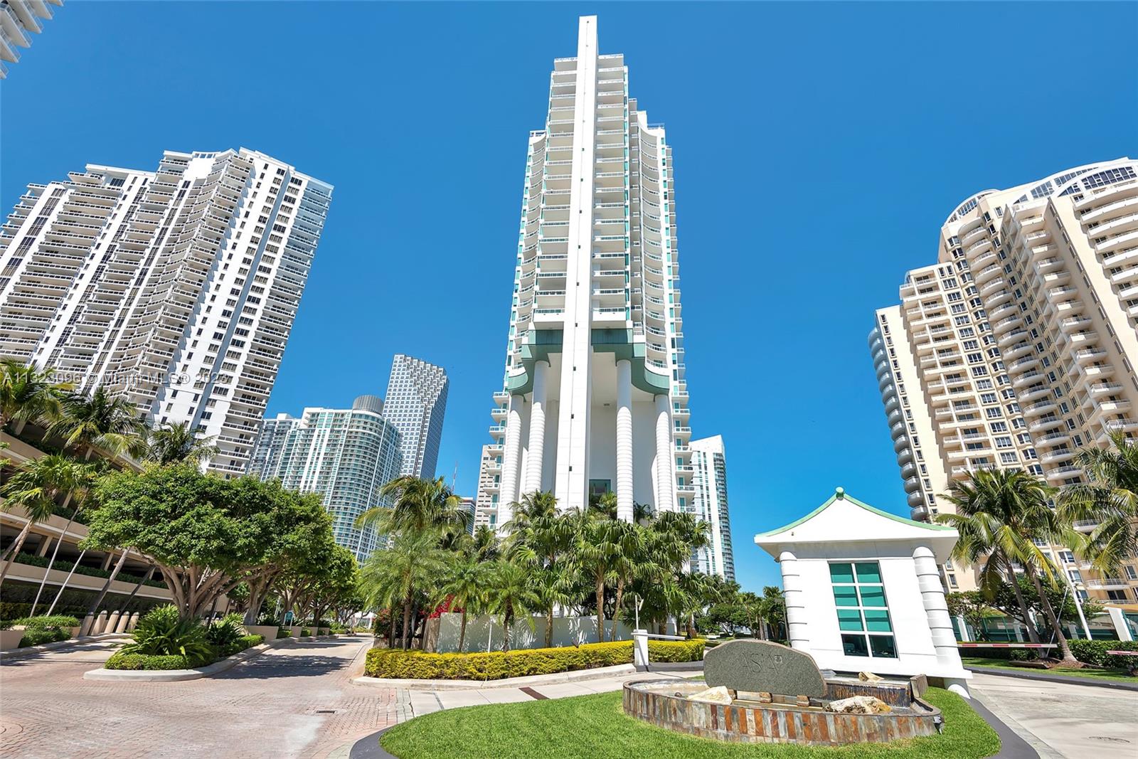 900 Brickell Key Blvd # 2402