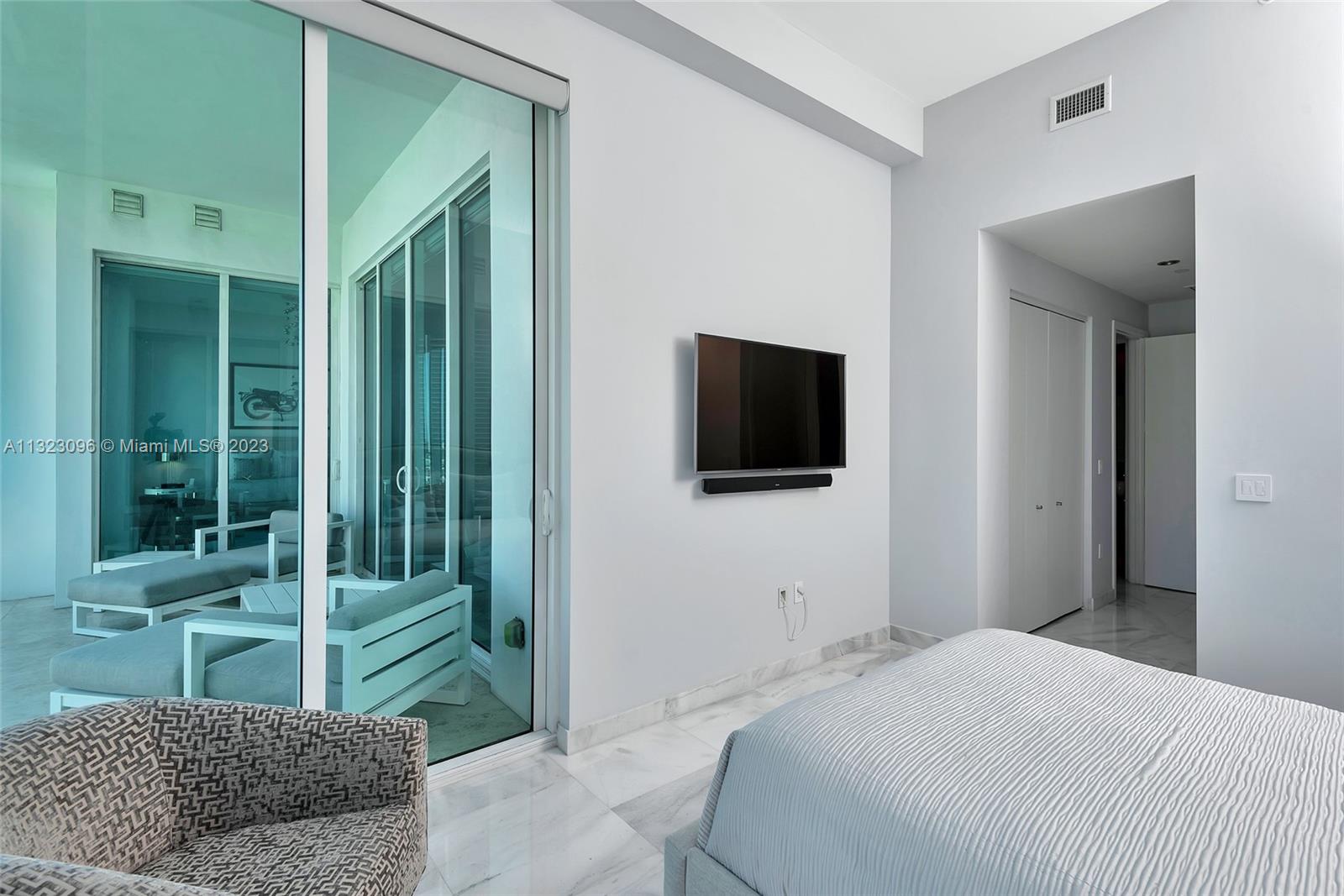 900 Brickell Key Blvd # 2402