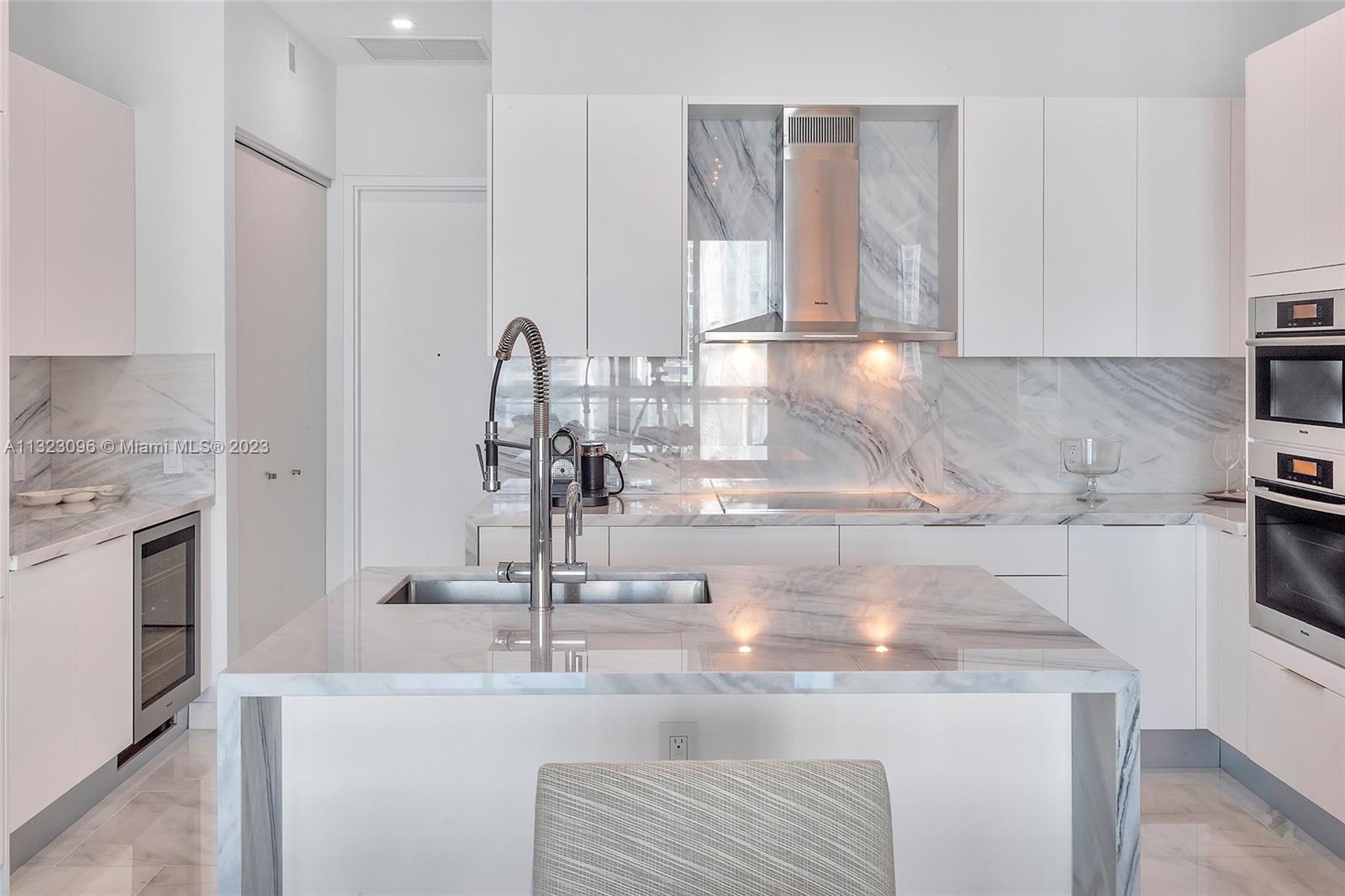 900 Brickell Key Blvd # 2402