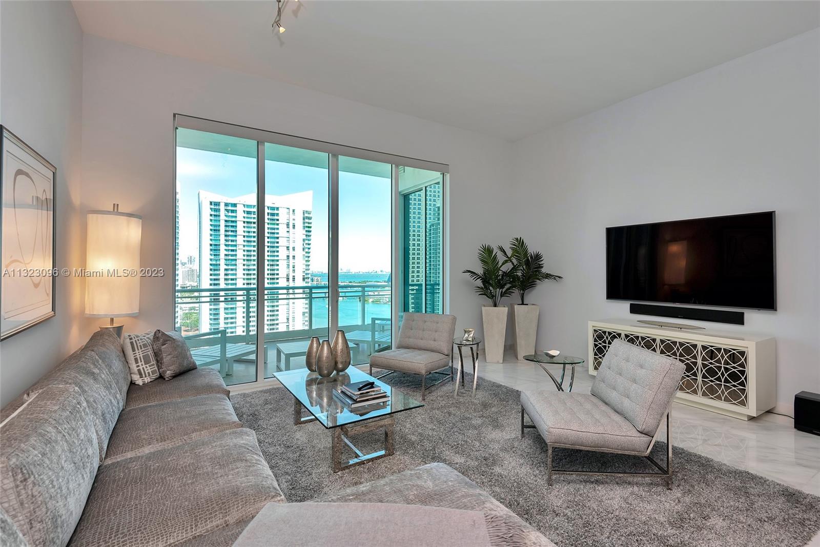 900 Brickell Key Blvd # 2402