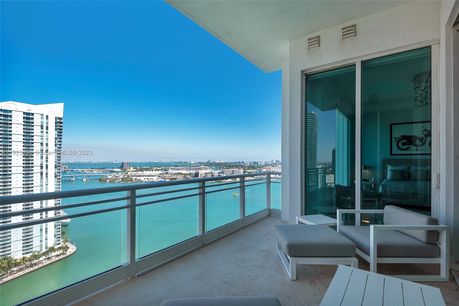 900 Brickell Key Blvd # 2402