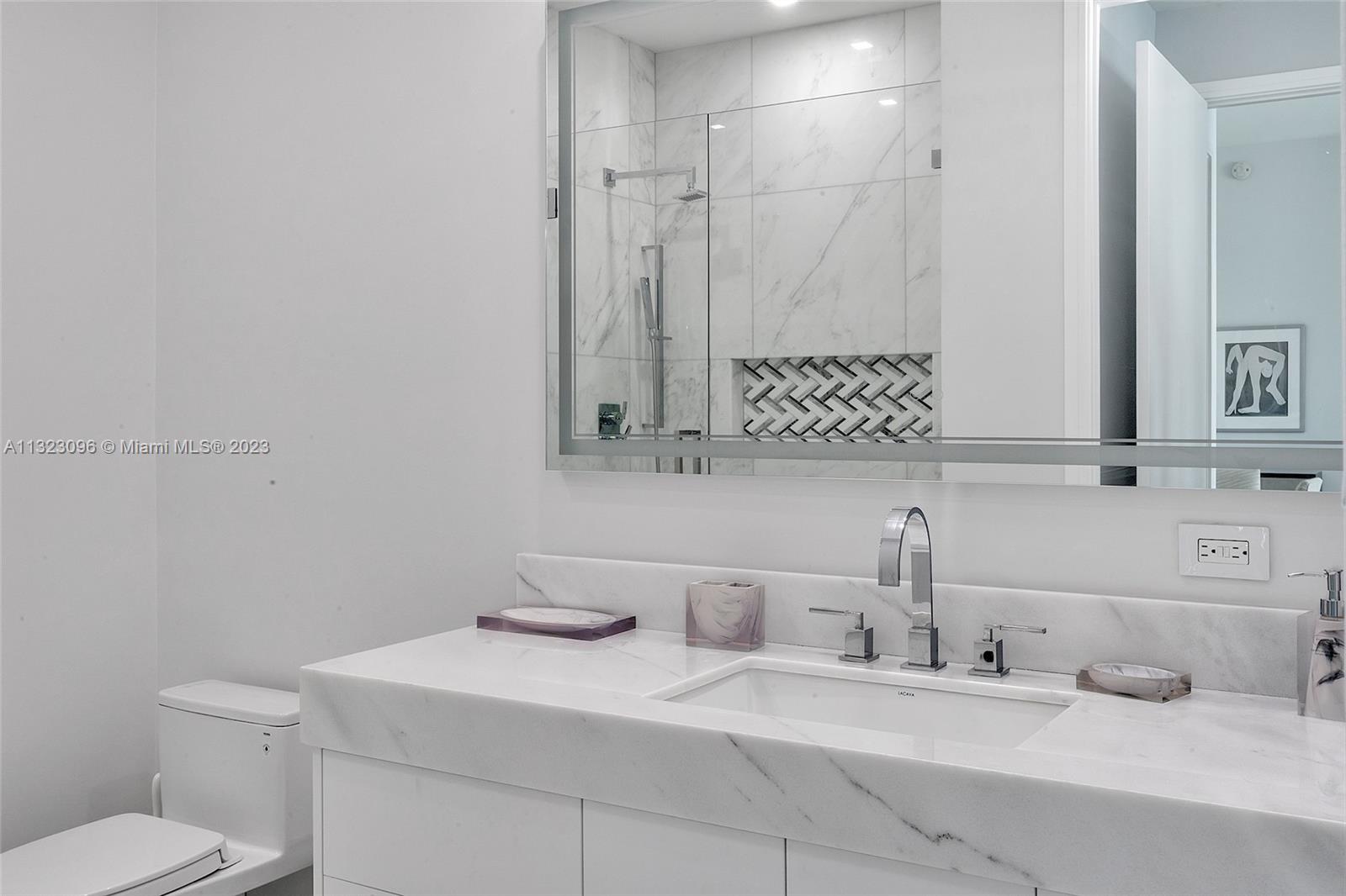 900 Brickell Key Blvd # 2402