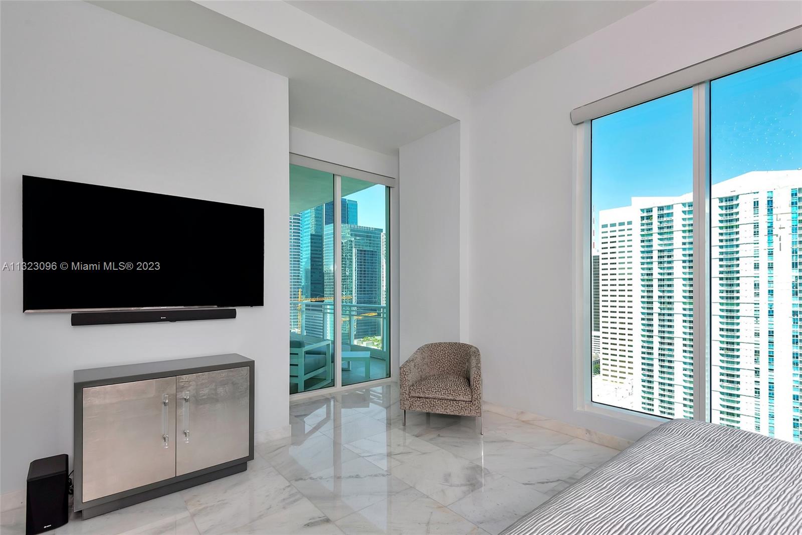 900 Brickell Key Blvd # 2402