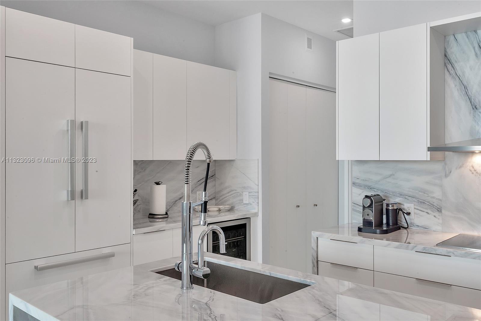 900 Brickell Key Blvd # 2402