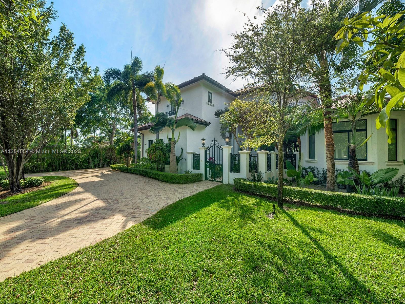 10800 SW 74th Ave