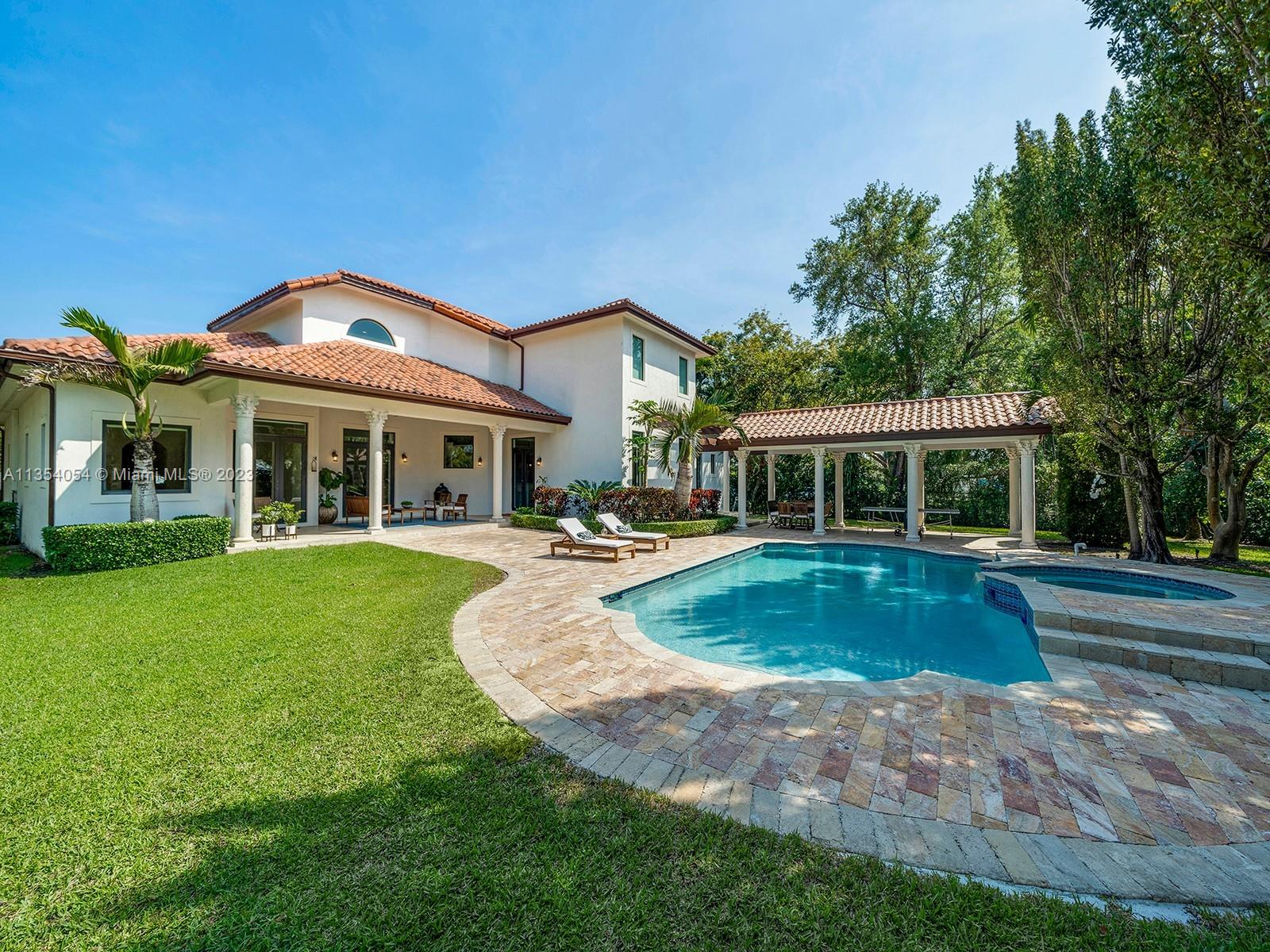 10800 SW 74th Ave