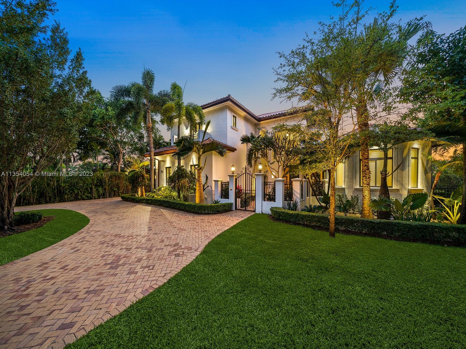 10800 SW 74th Ave