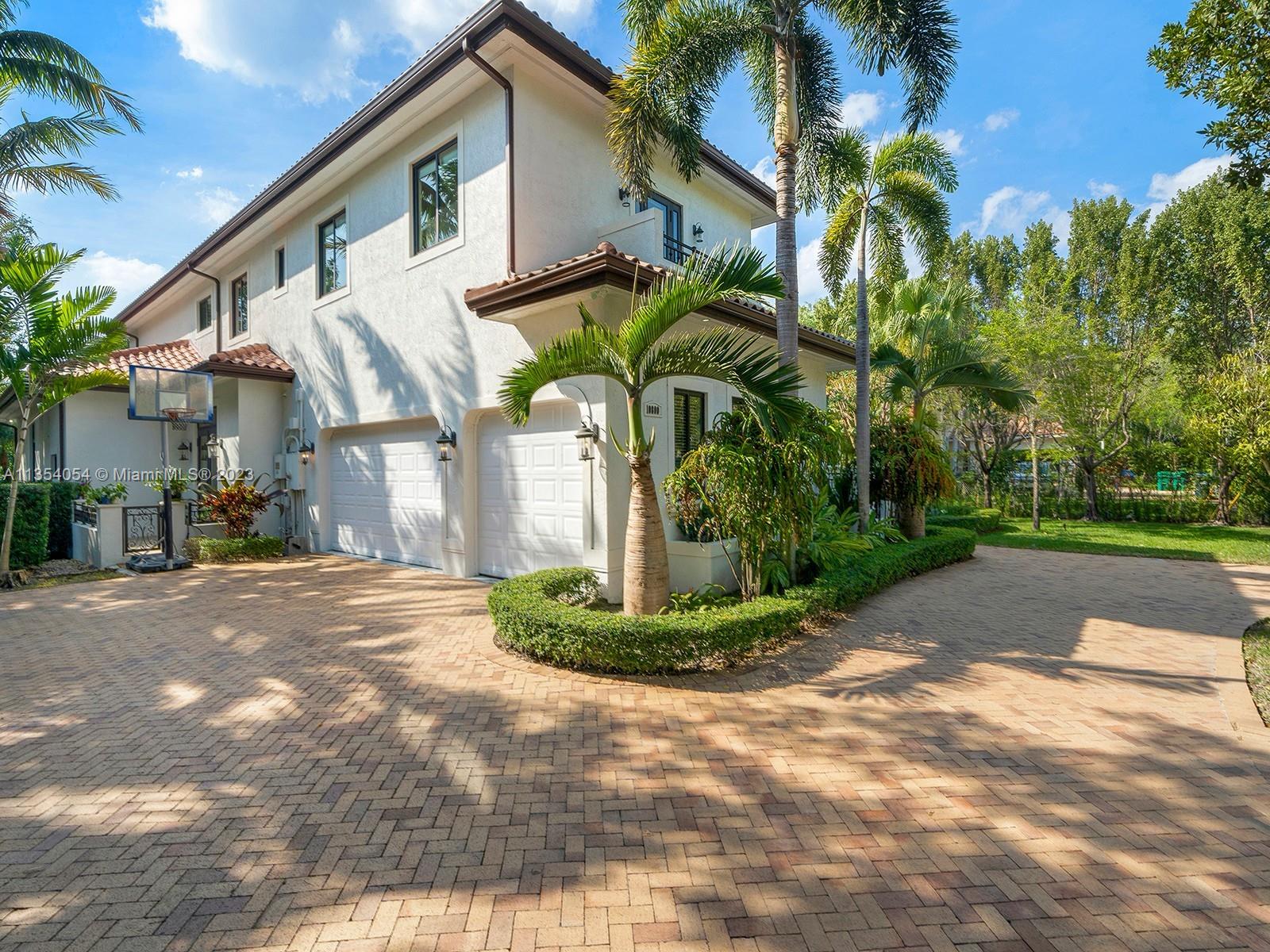 10800 SW 74th Ave