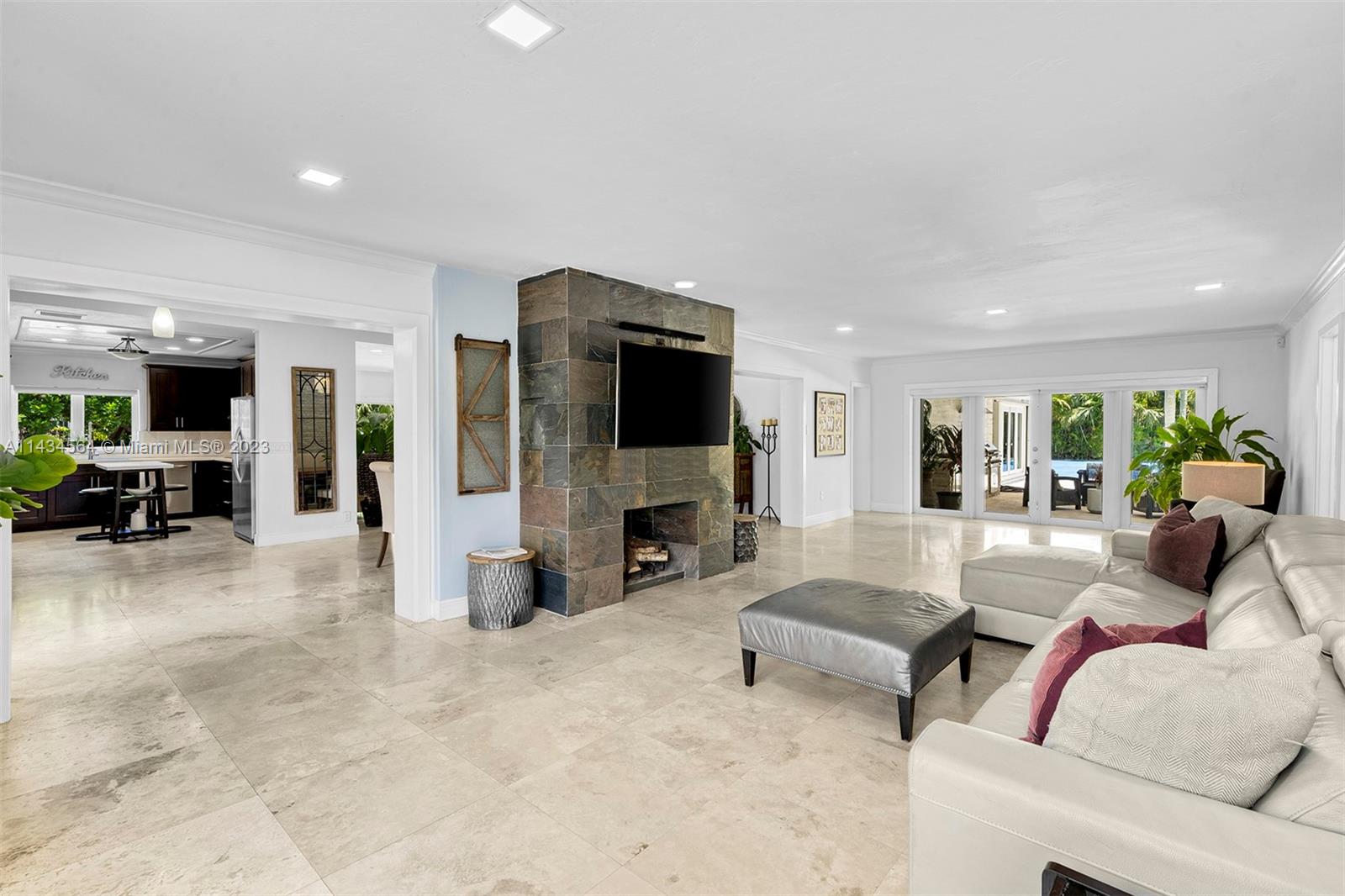 10800 SW 62nd Ave