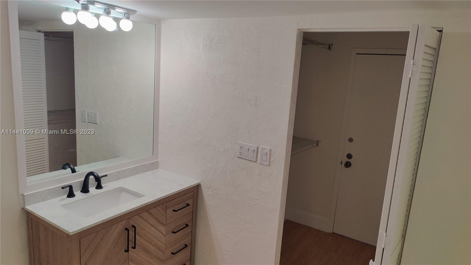 6901 Environ Blvd # 4D