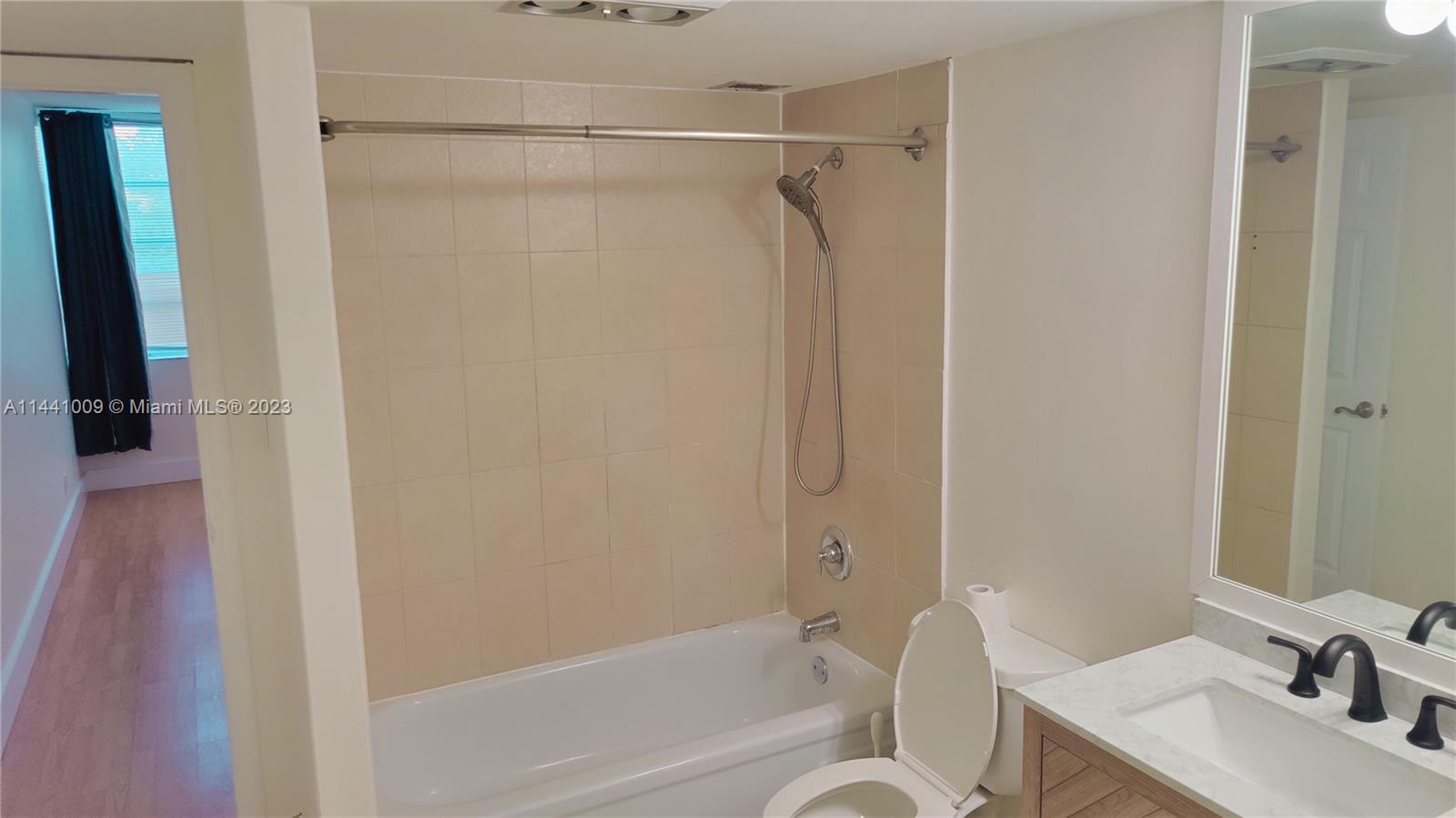 6901 Environ Blvd # 4D