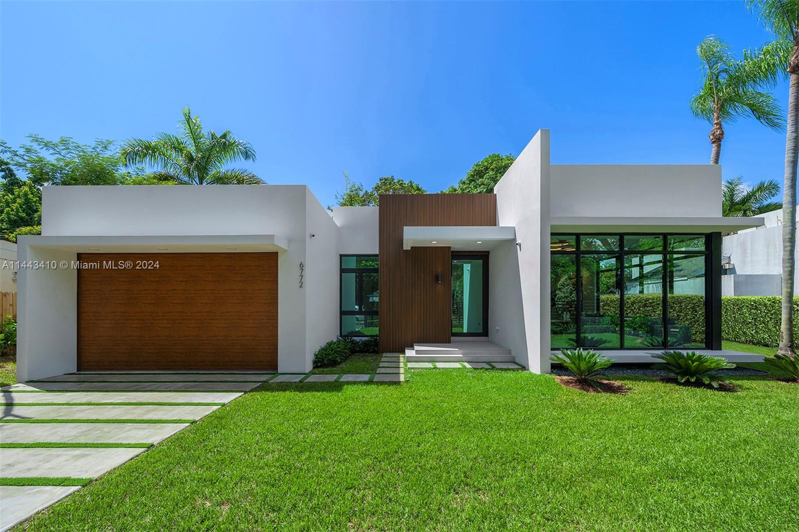 6772 SW 77th Ter