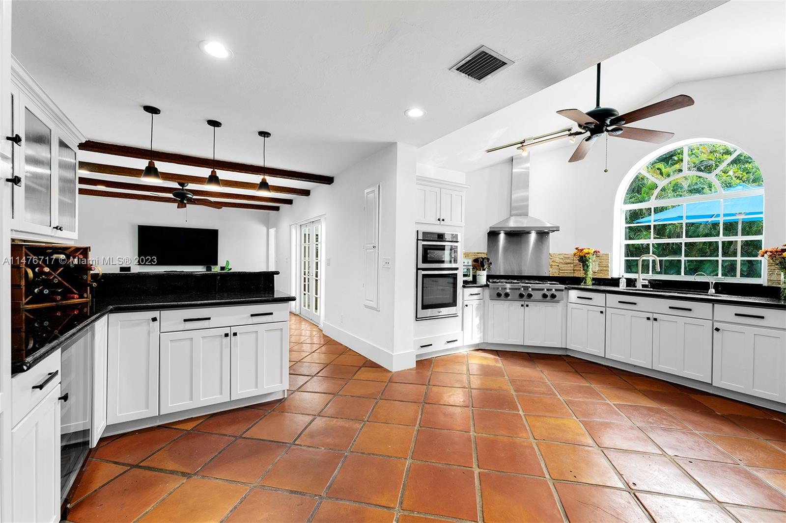 6860 SW 99th Ter