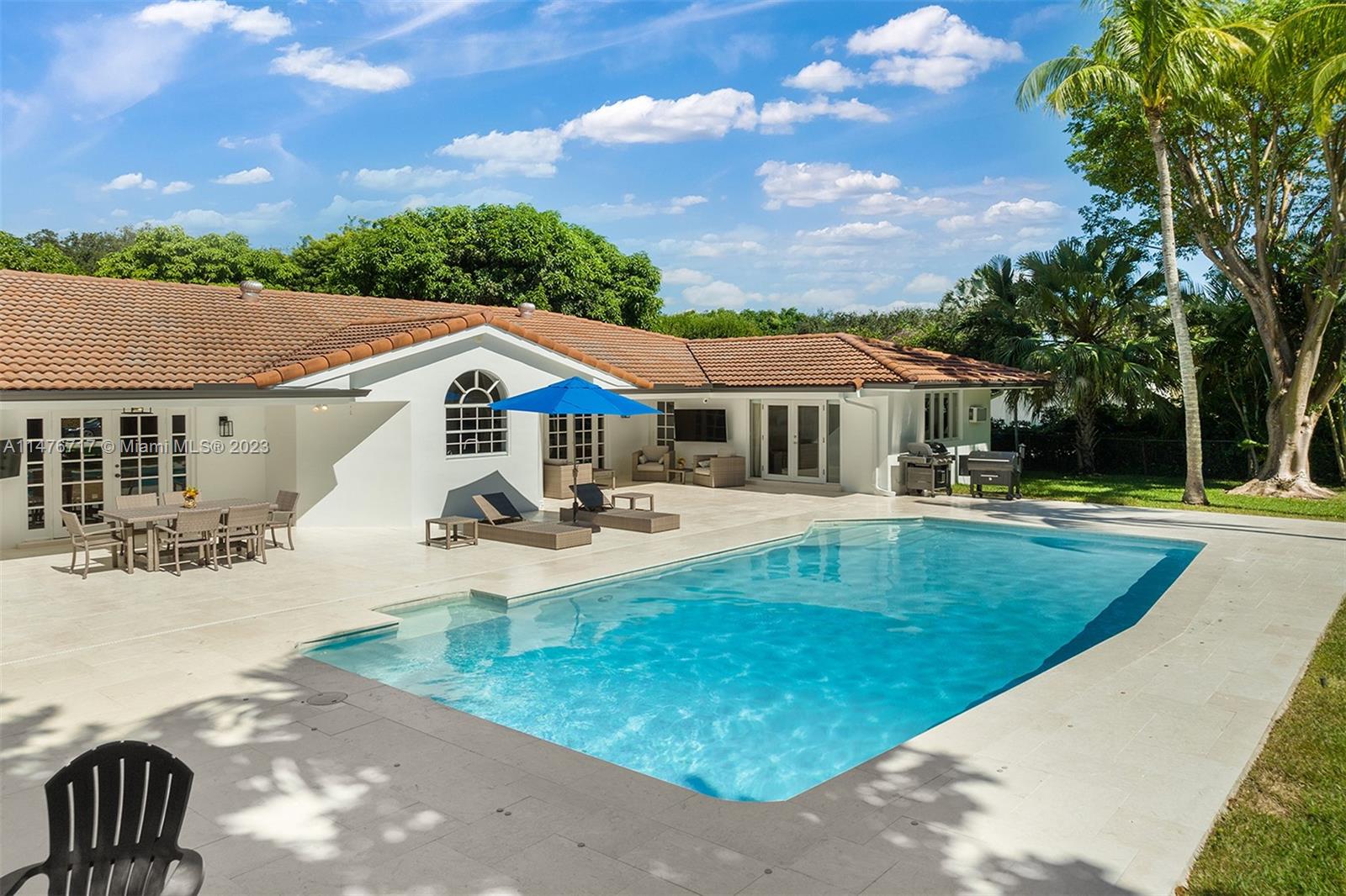 6860 SW 99th Ter