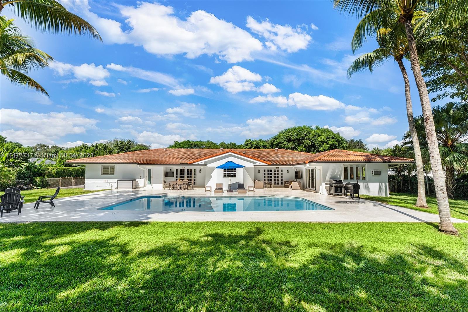 6860 SW 99th Ter