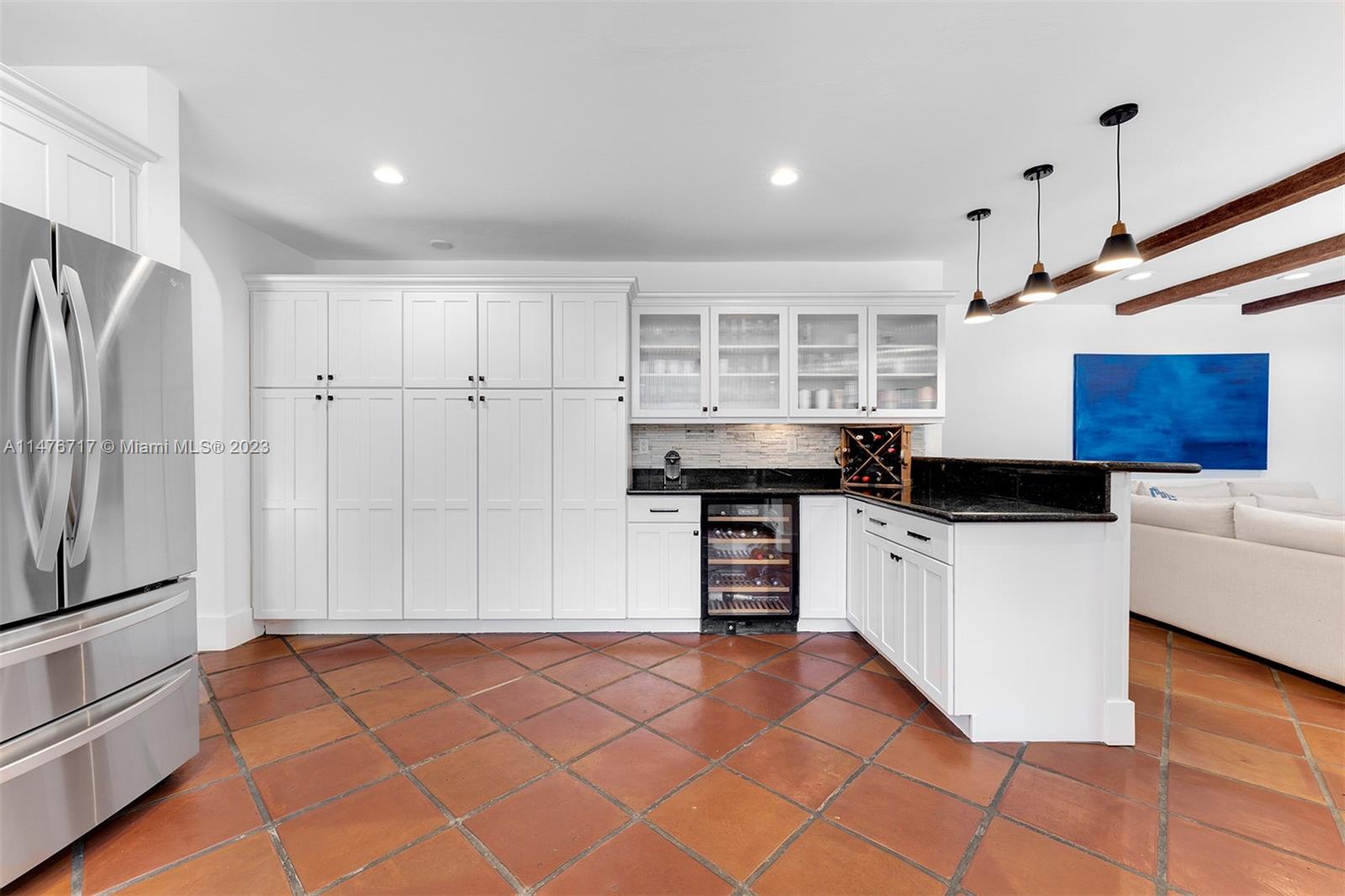 6860 SW 99th Ter