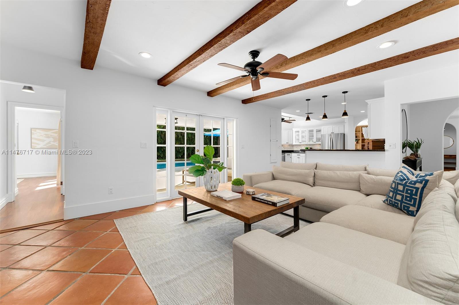 6860 SW 99th Ter
