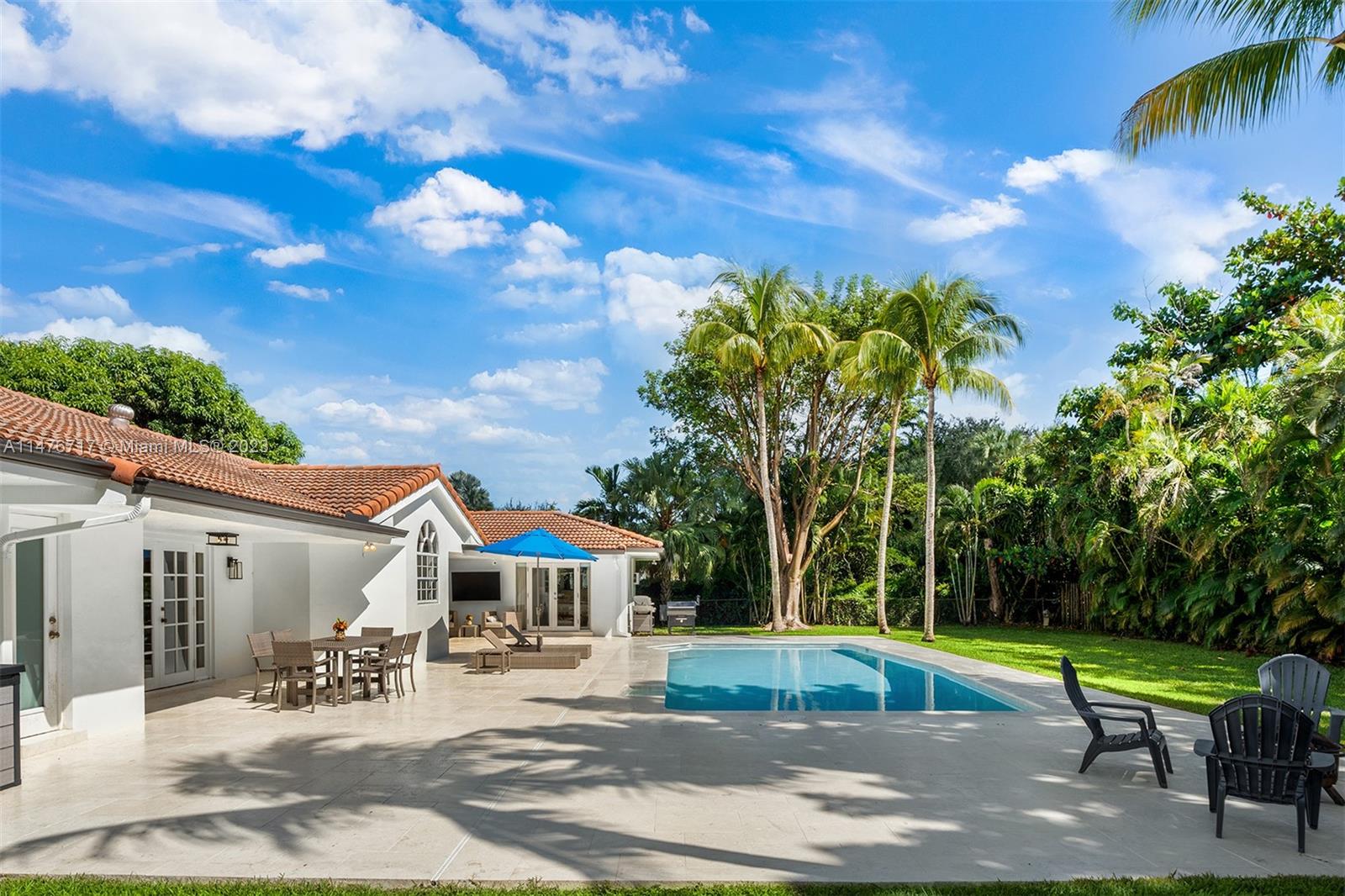 6860 SW 99th Ter