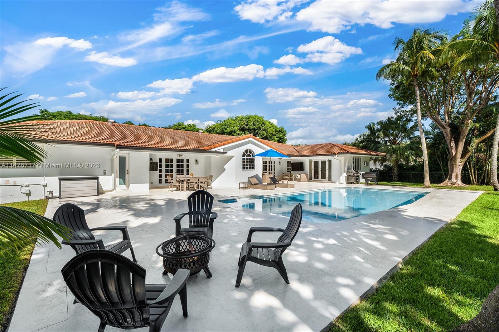 6860 SW 99th Ter