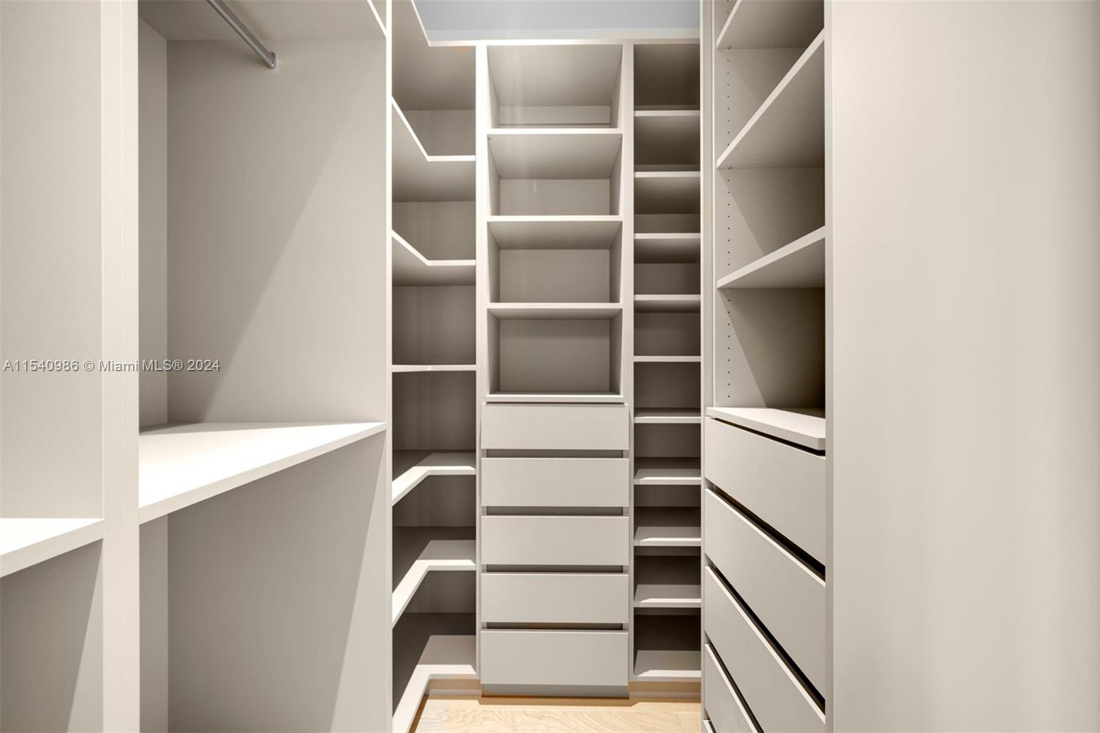 9595 SW 72 Ct