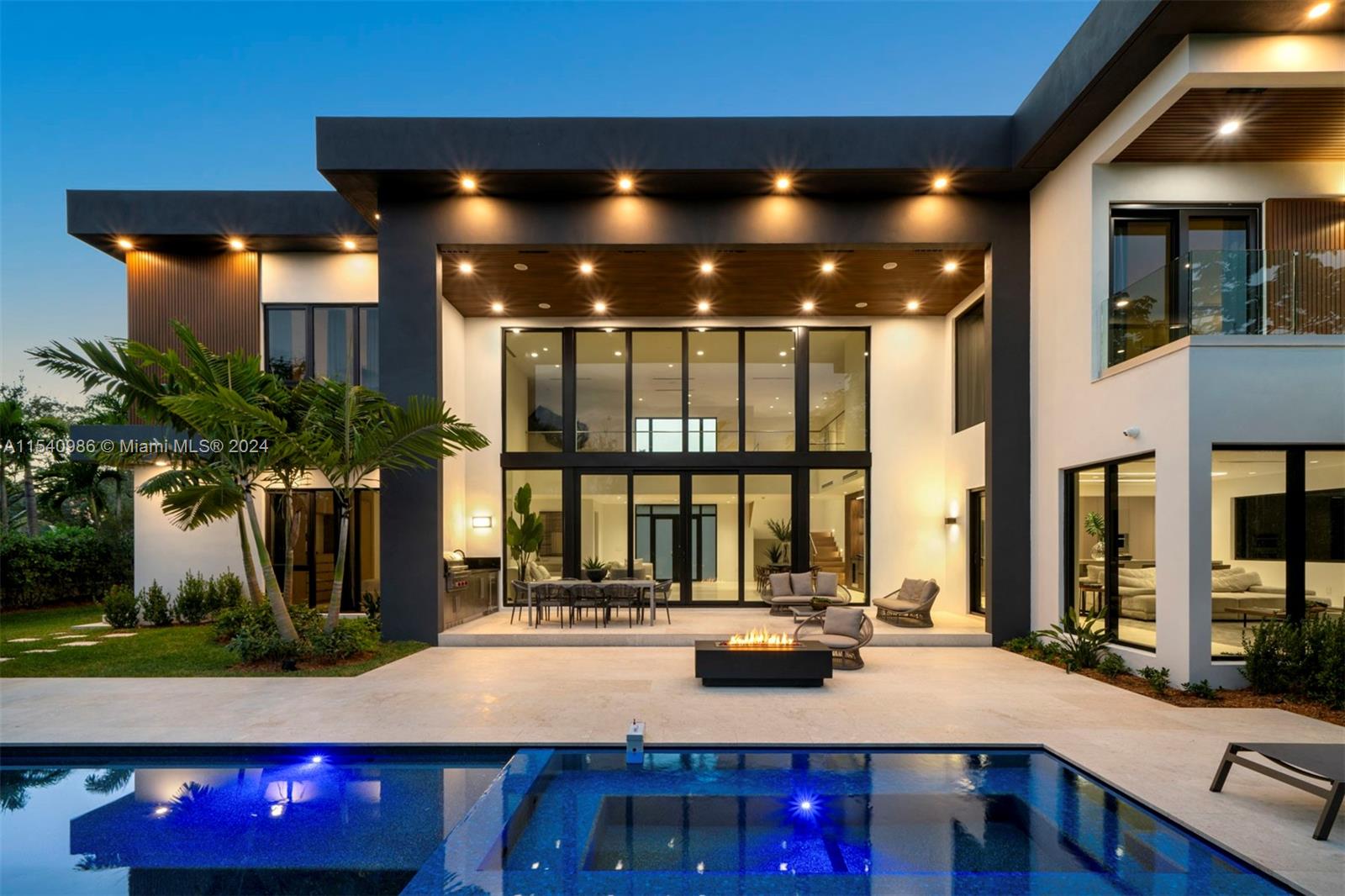 9595 SW 72 Ct