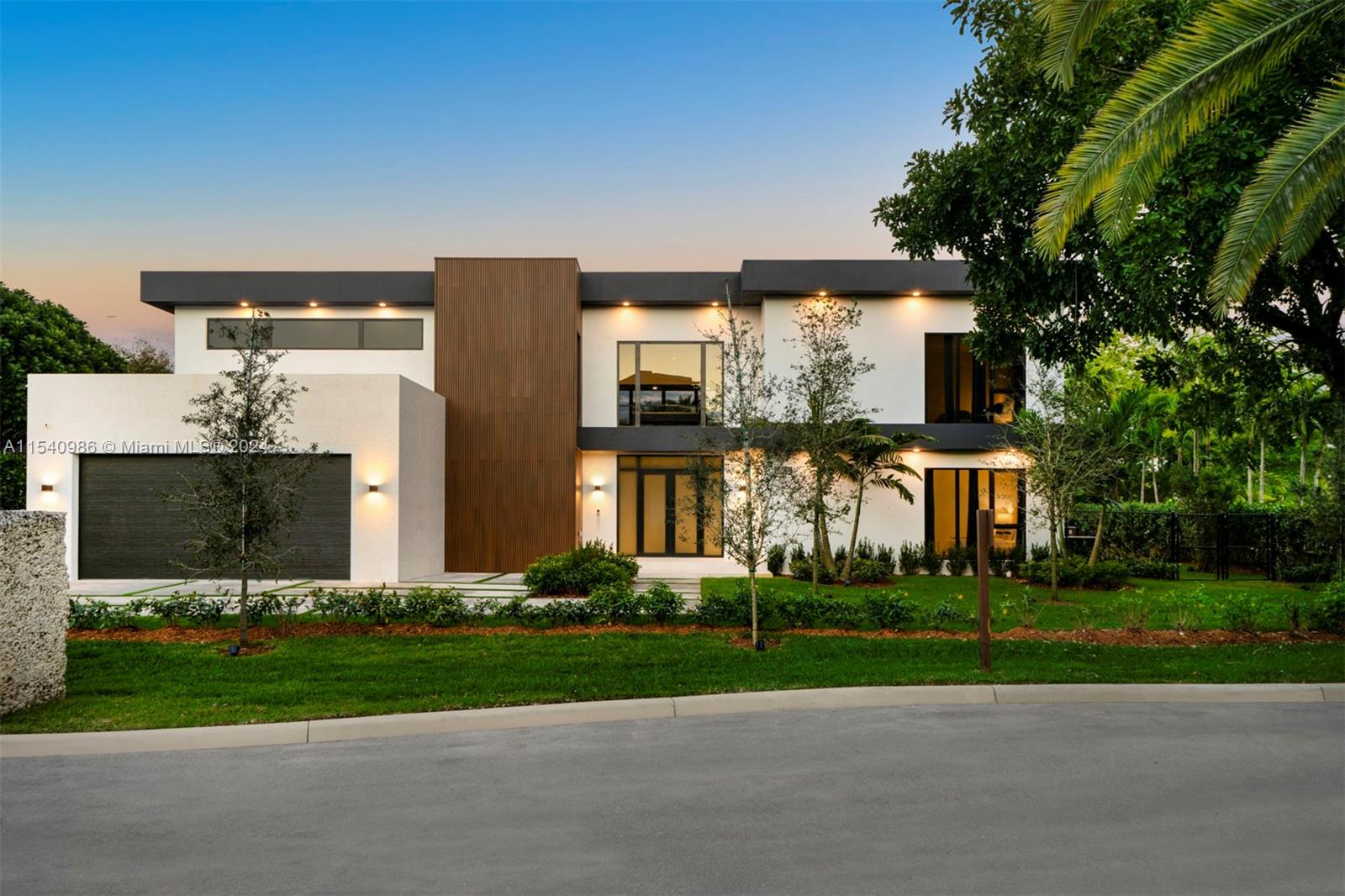 9595 SW 72 Ct