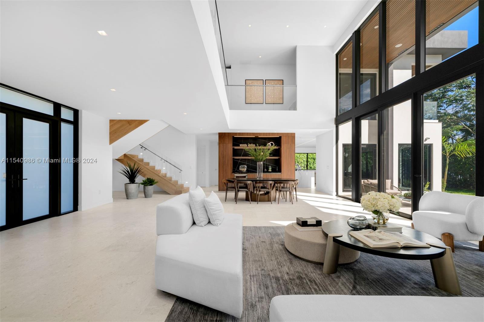 9595 SW 72 Ct