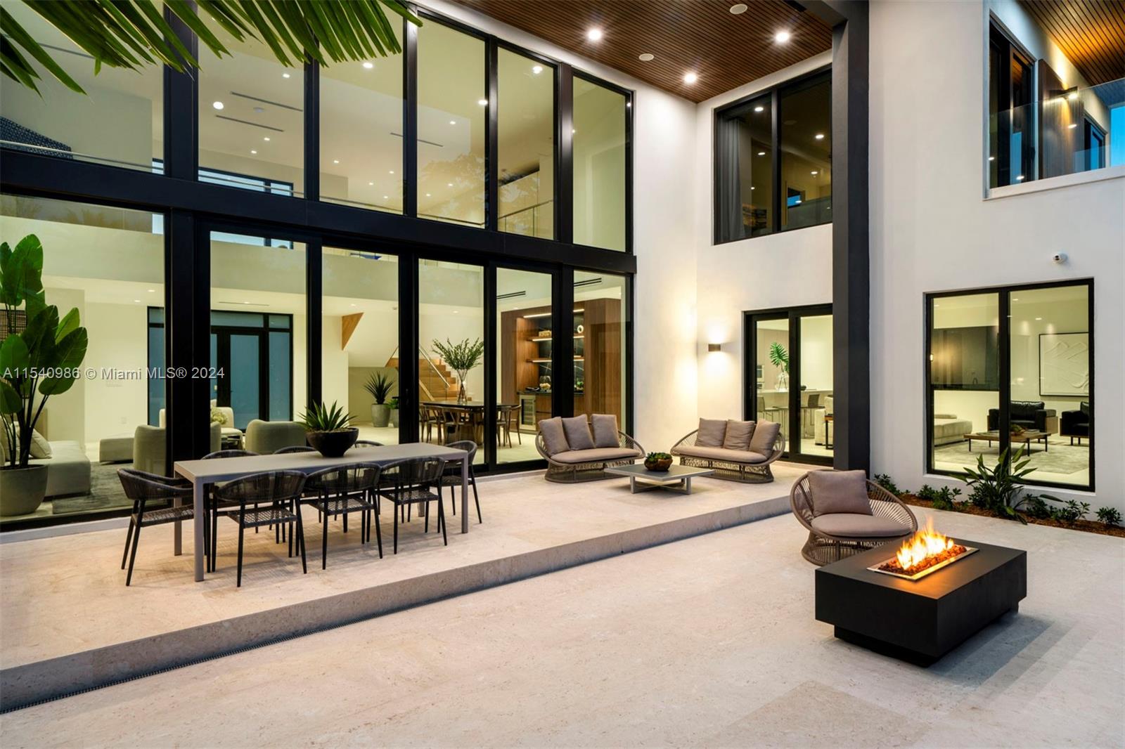9595 SW 72 Ct