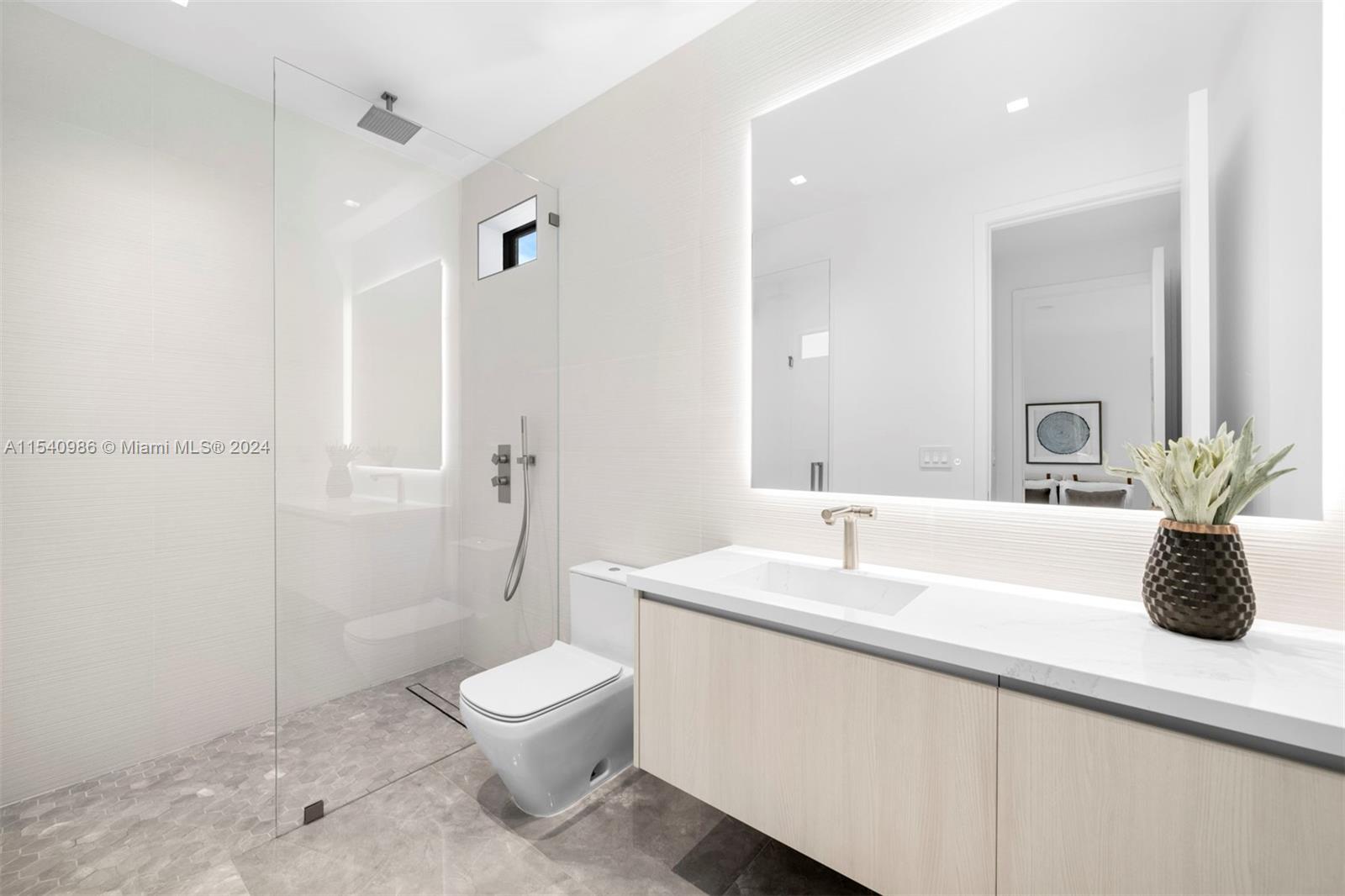 9595 SW 72 Ct