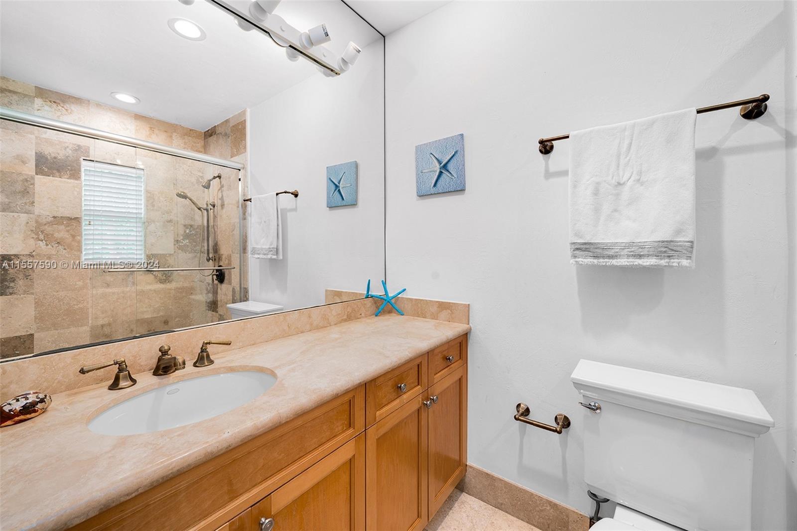 11072 Monfero St