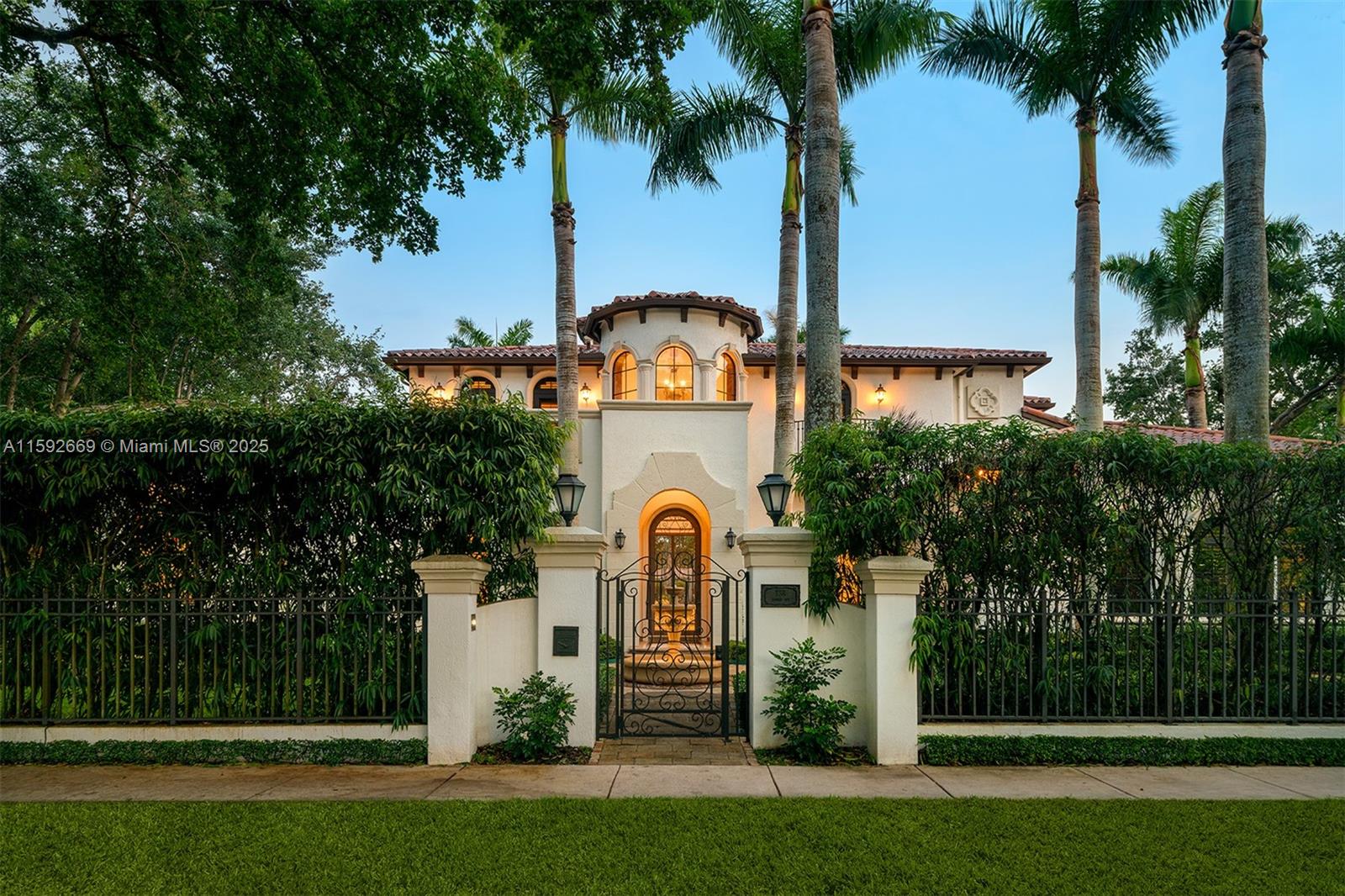 738 Camilo Ave