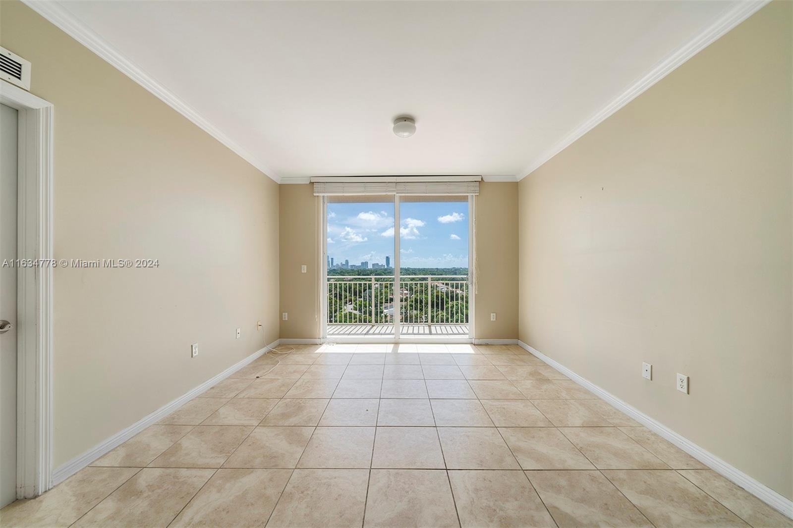 2425 SW 27th Ave # 804