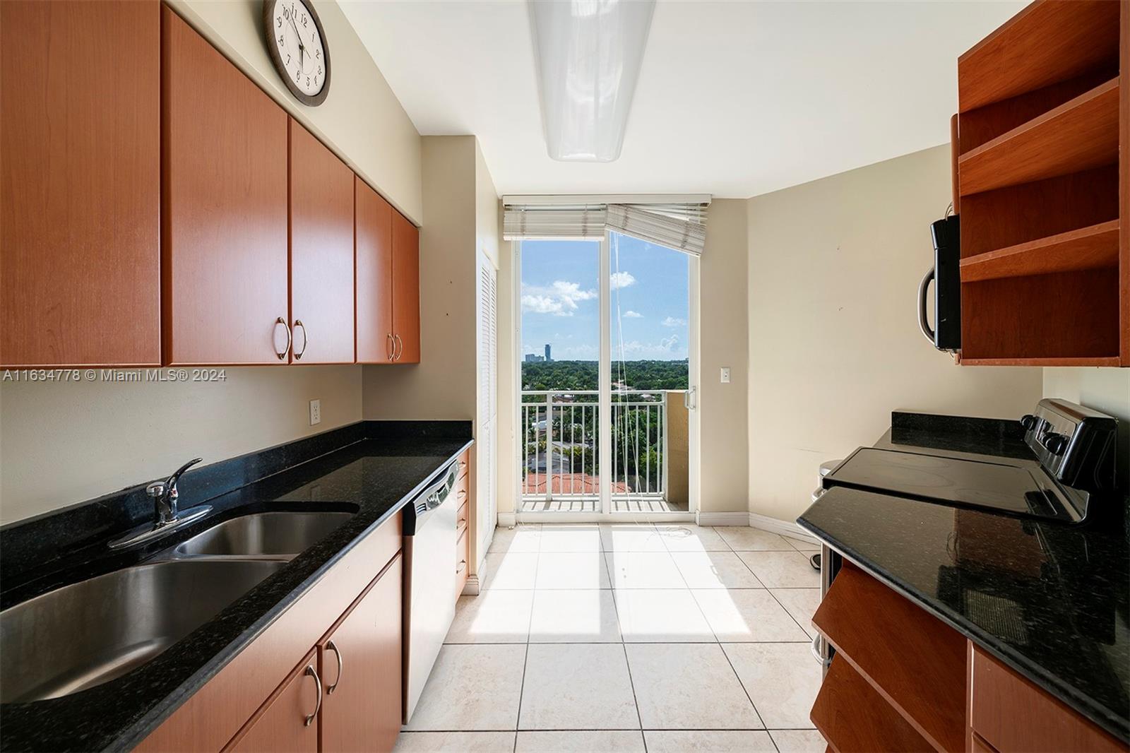 2425 SW 27th Ave # 804