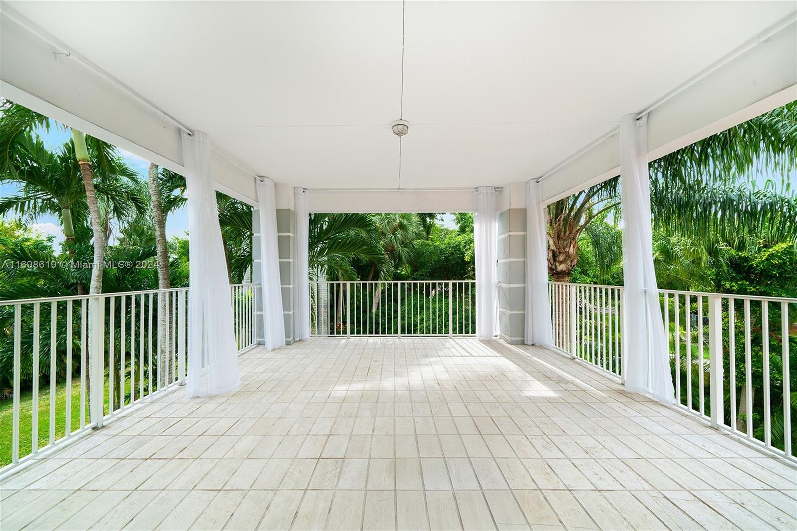 16340 SW 89th Pl