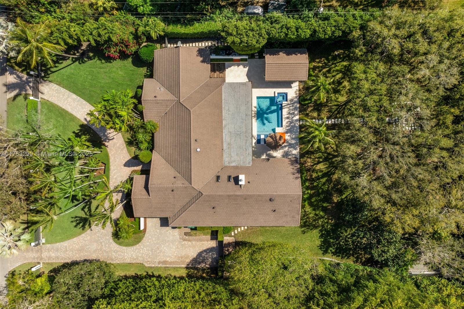 6220 Rolling Road Dr