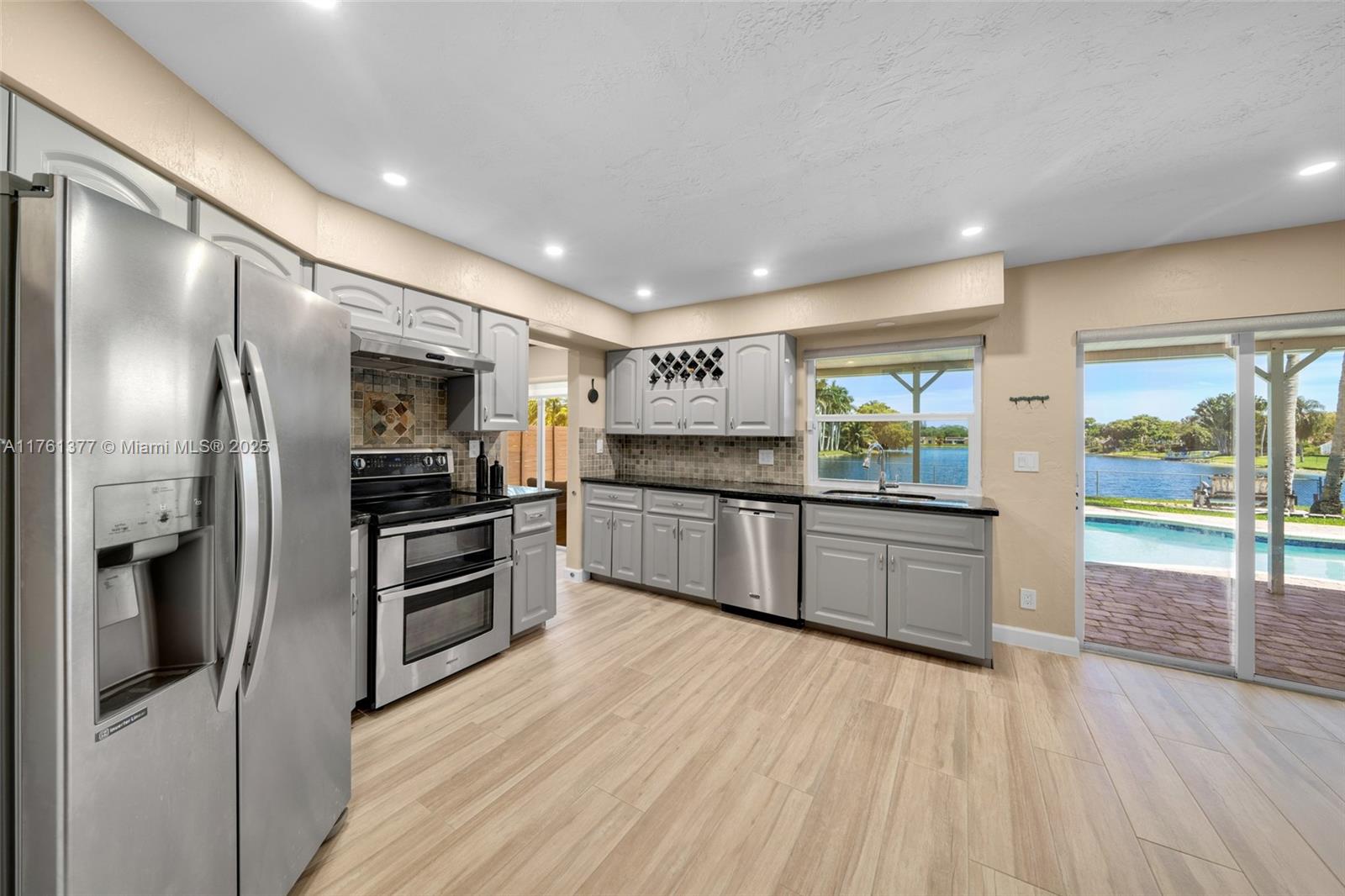 4890 SW 104th Ave