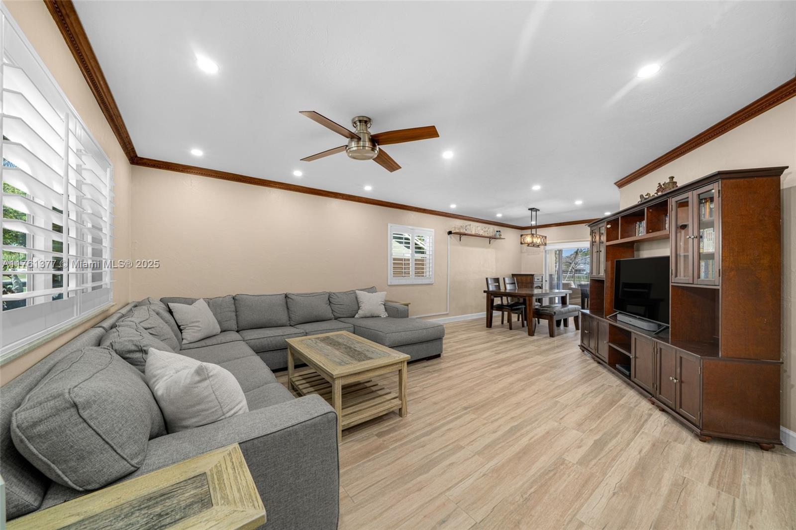 4890 SW 104th Ave