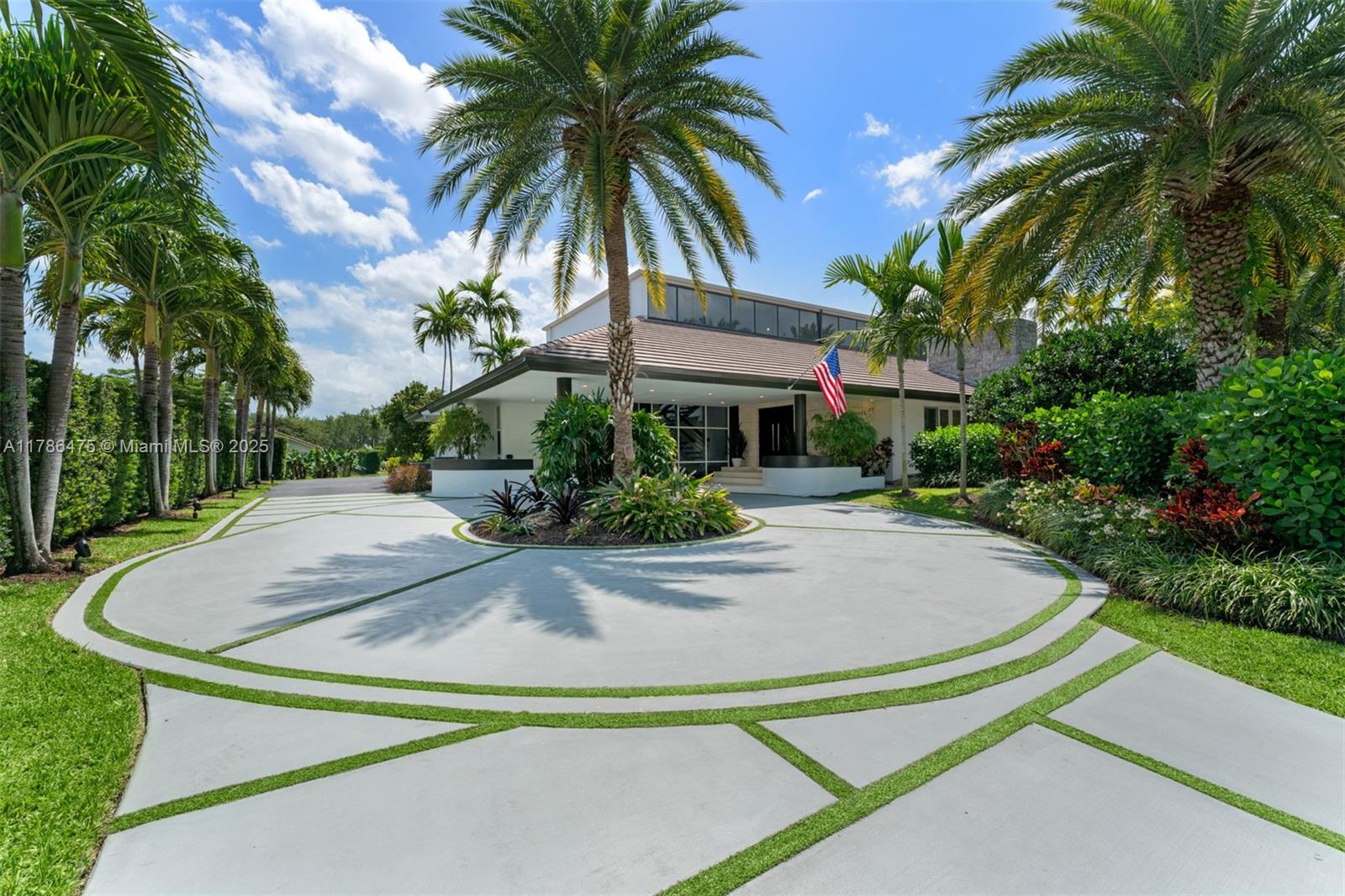 8820 SW 104th St