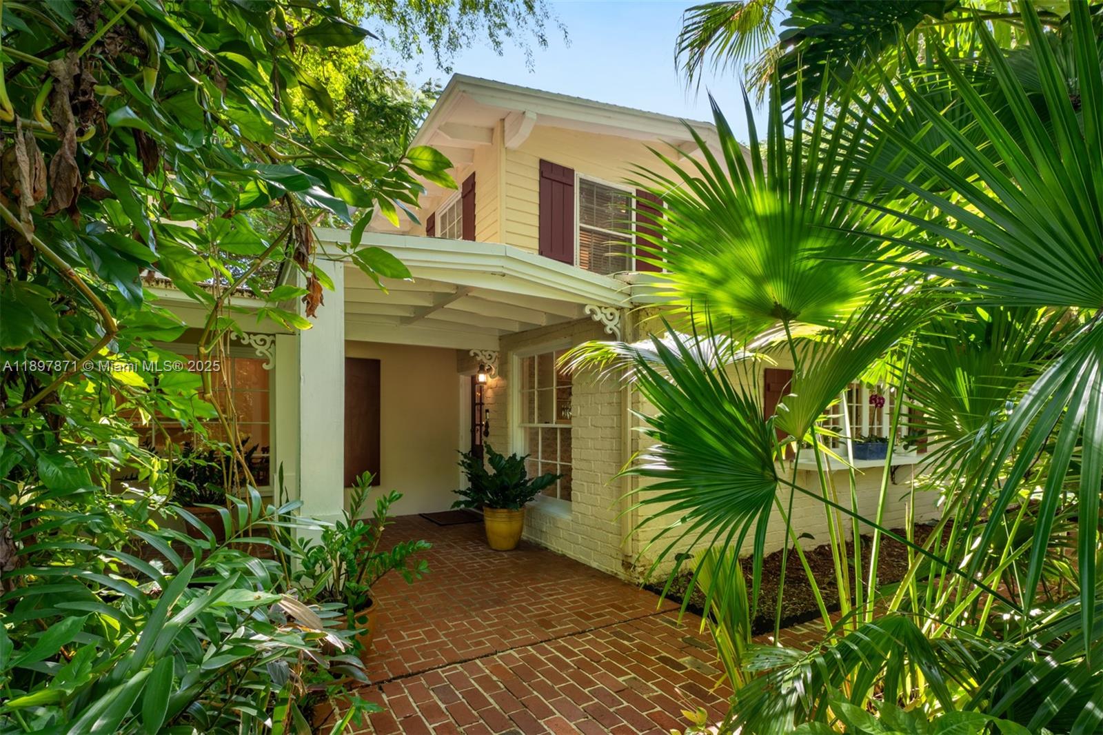 5950 SW 128th St, Pinecrest