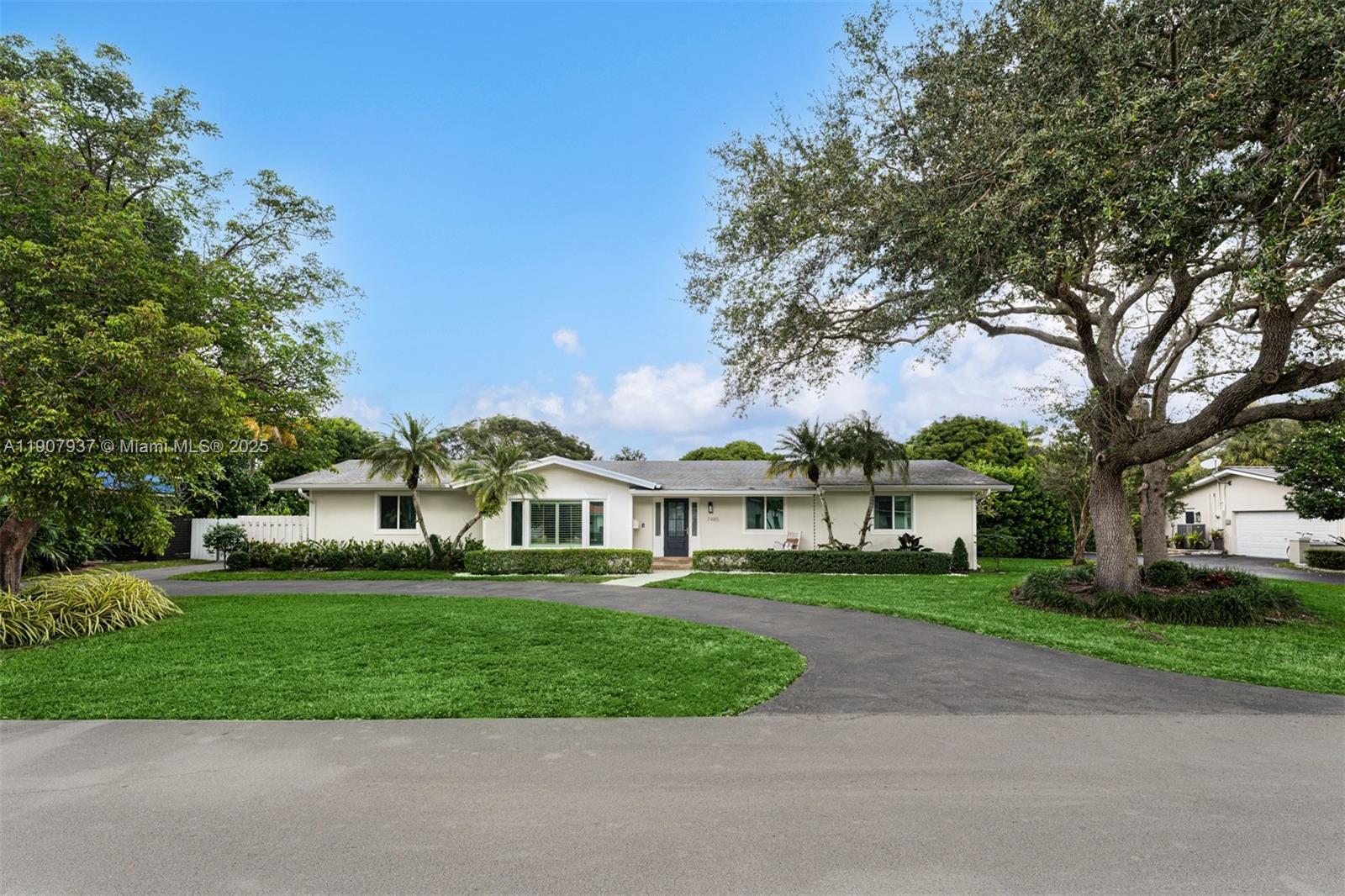 7485 SW 159th Ter