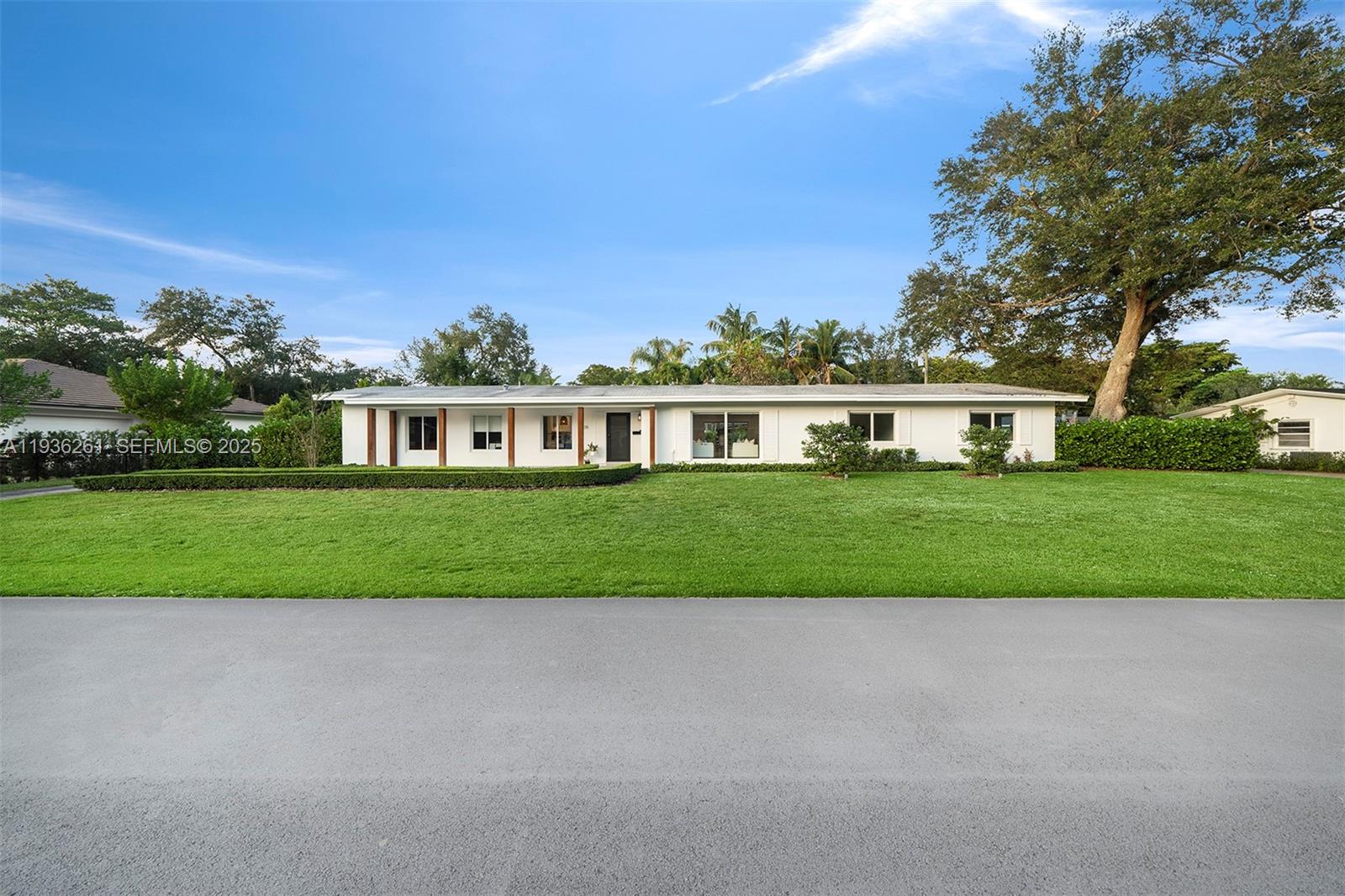 5835 SW 100th Ter